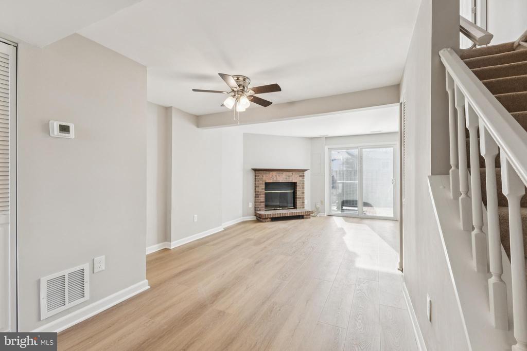 8545 BLUE ROCK LANE