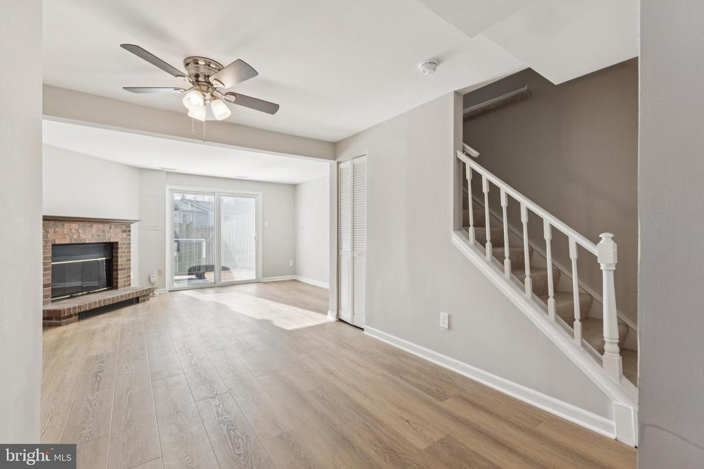8545 BLUE ROCK LANE