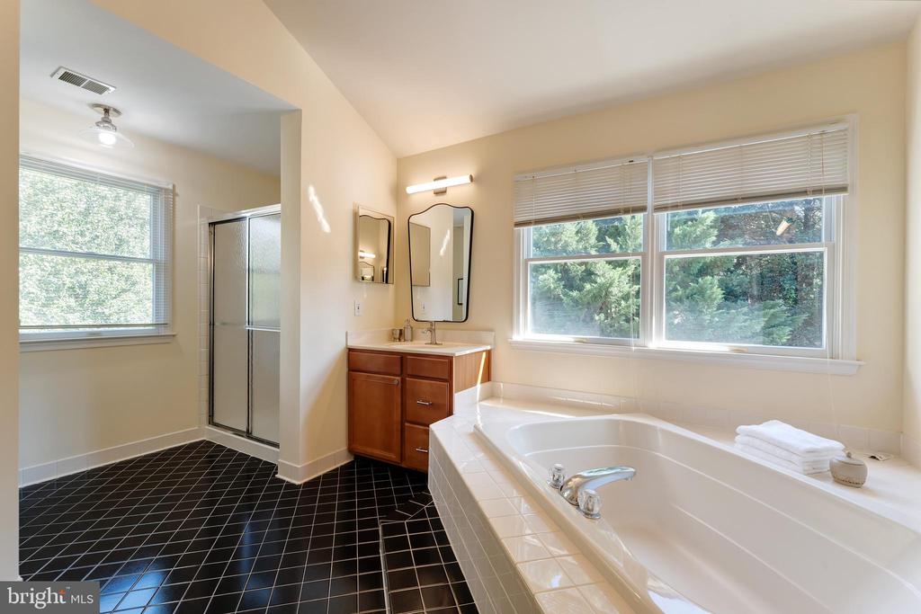 12704 AUTUMN CREST DRIVE