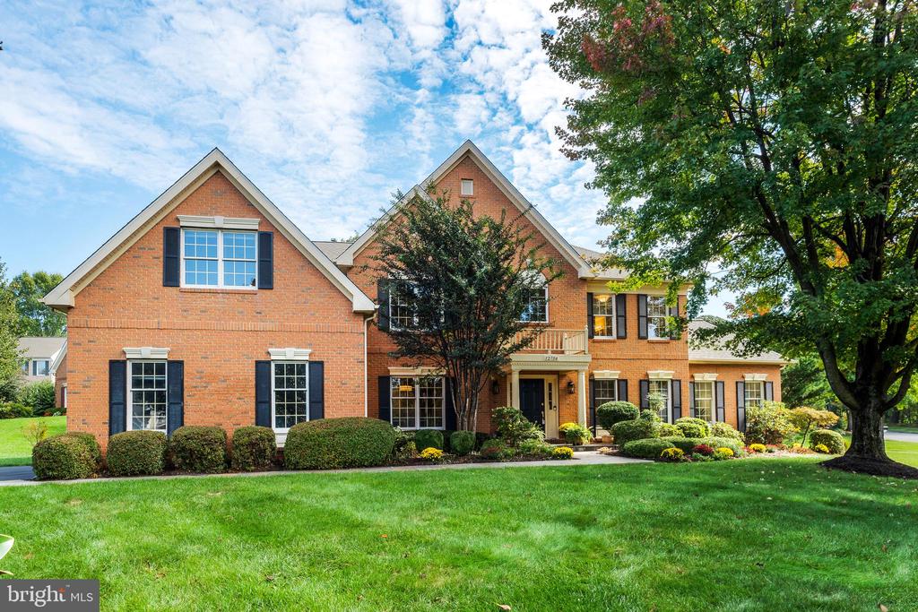 12704 AUTUMN CREST DRIVE