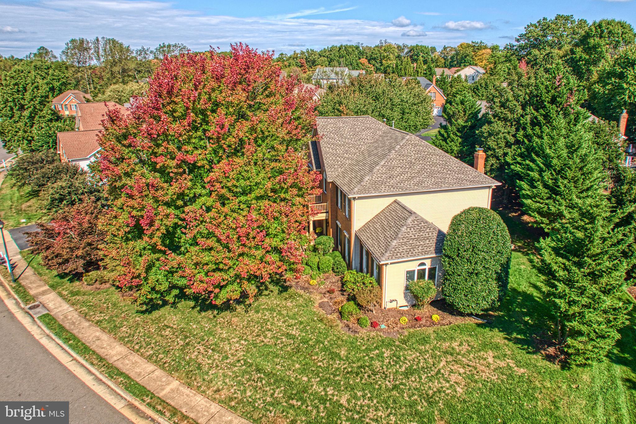 12704 AUTUMN CREST DRIVE