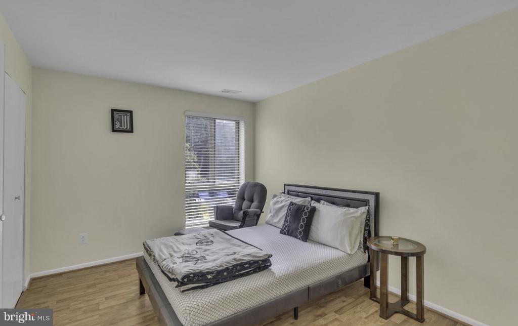 11232 CHESTNUT GROVE SQUARE 335