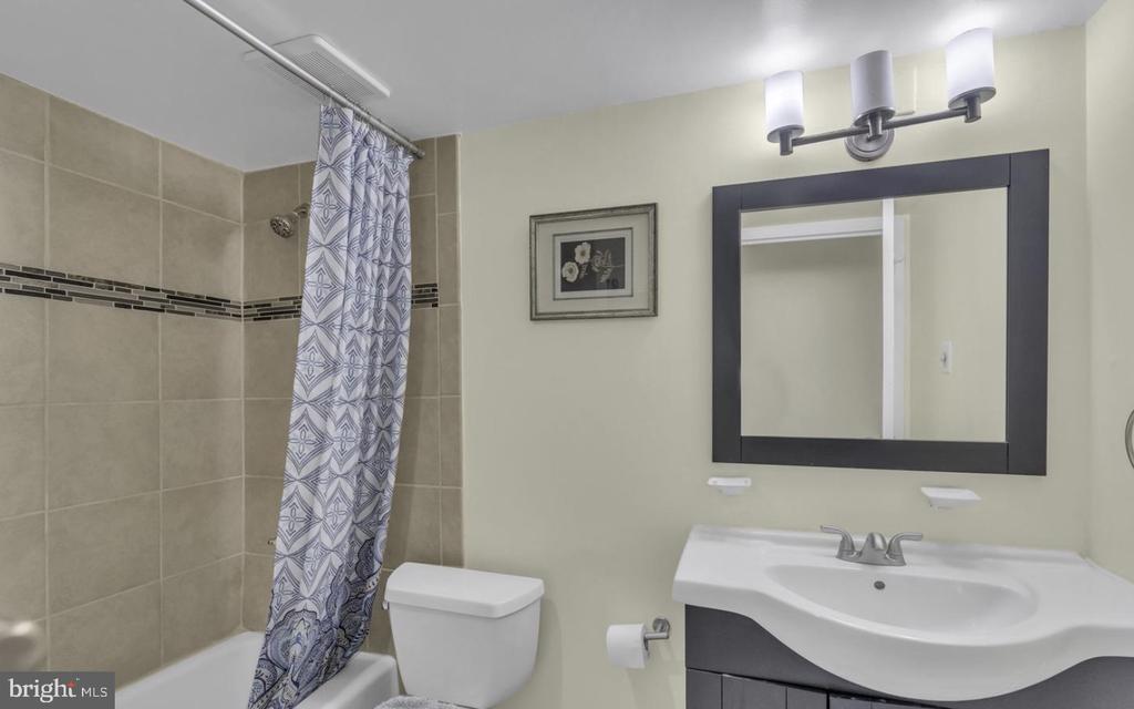 11232 CHESTNUT GROVE SQUARE 335