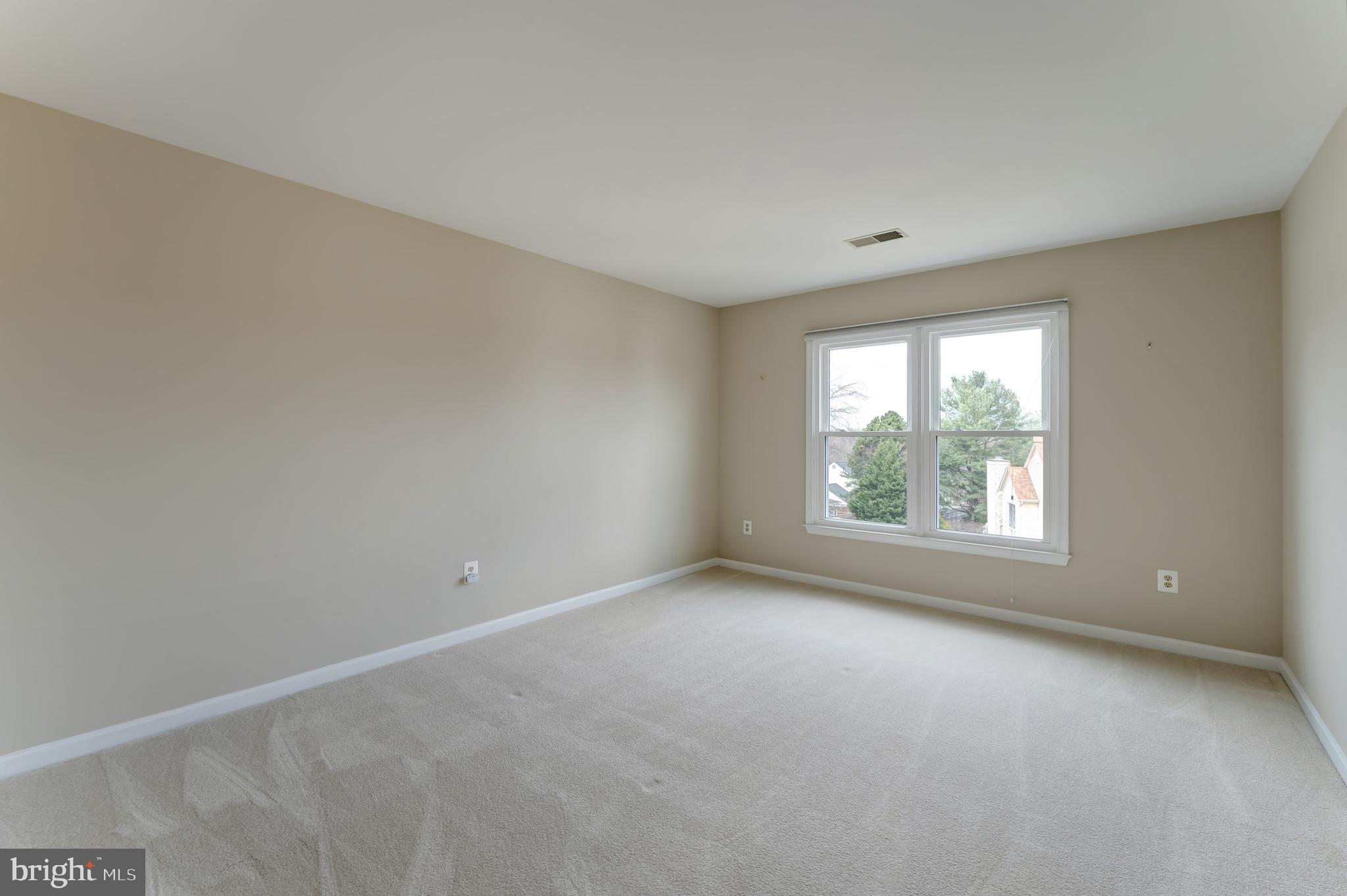 7506 SILVER MAPLE LANE