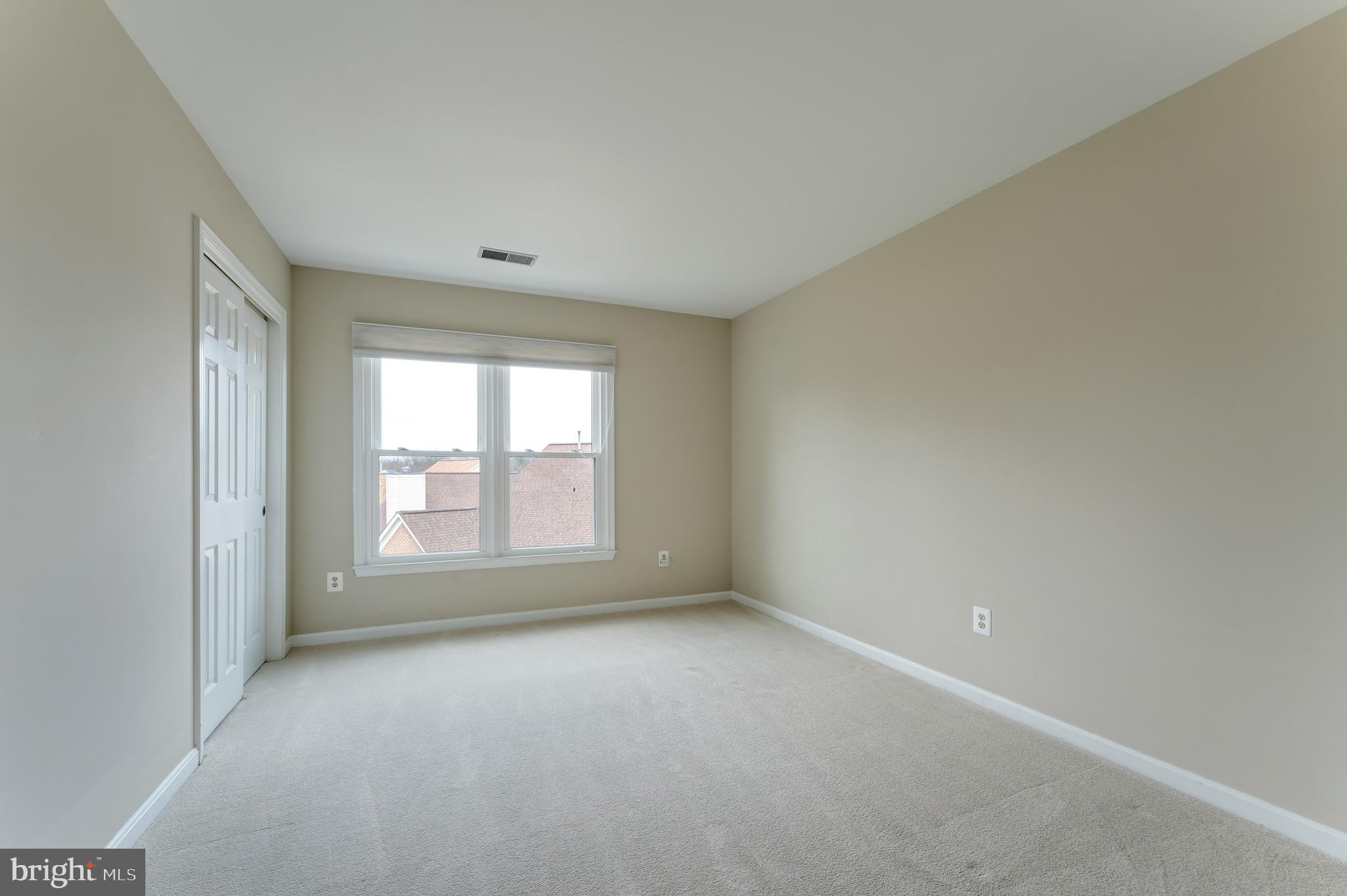 7506 SILVER MAPLE LANE