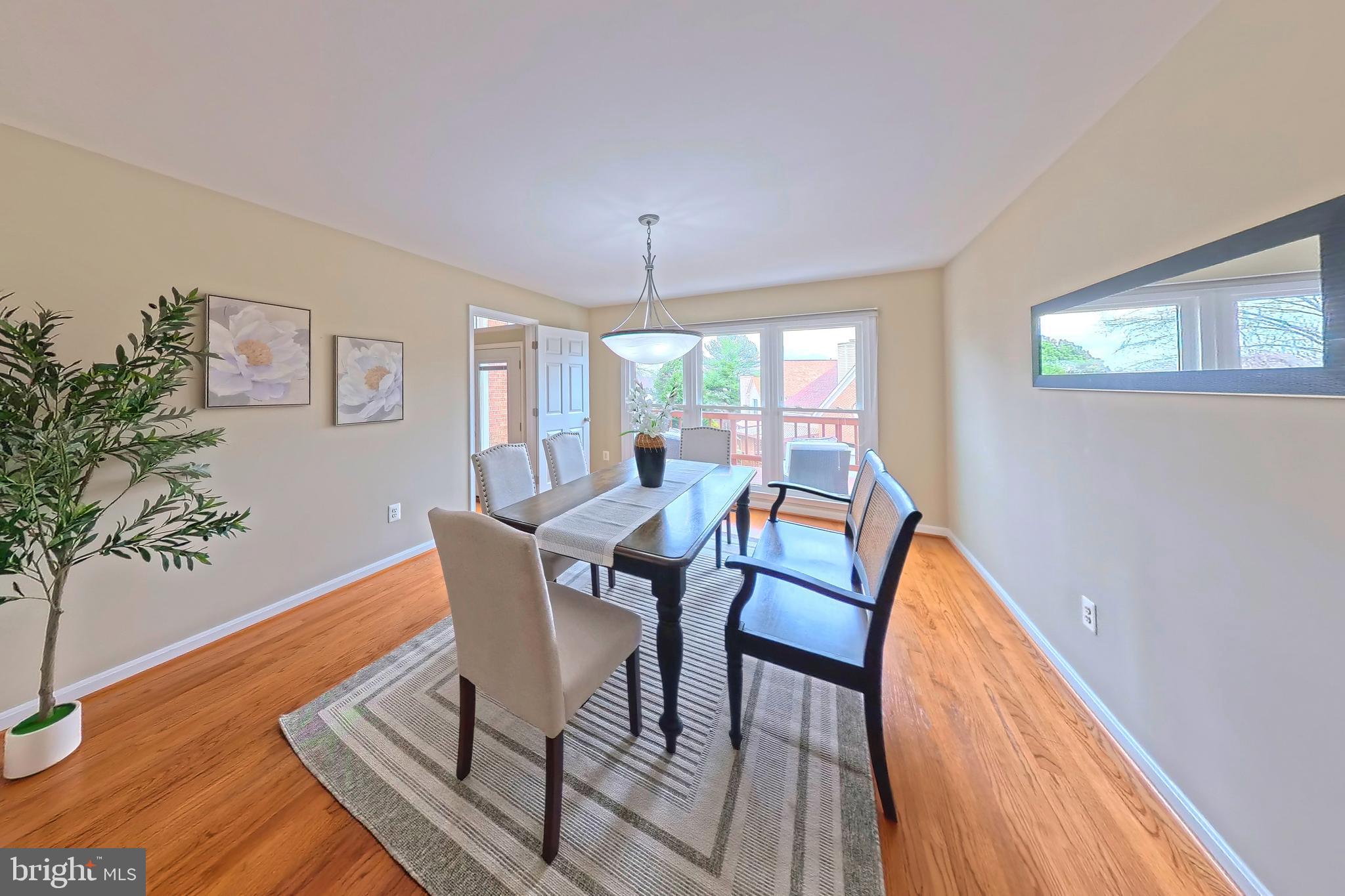 7506 SILVER MAPLE LANE