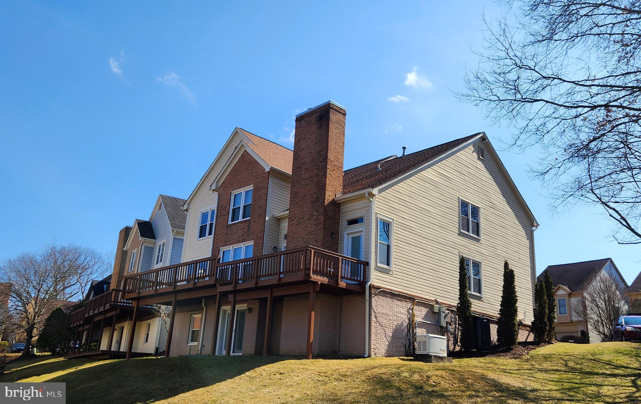 7506 SILVER MAPLE LANE