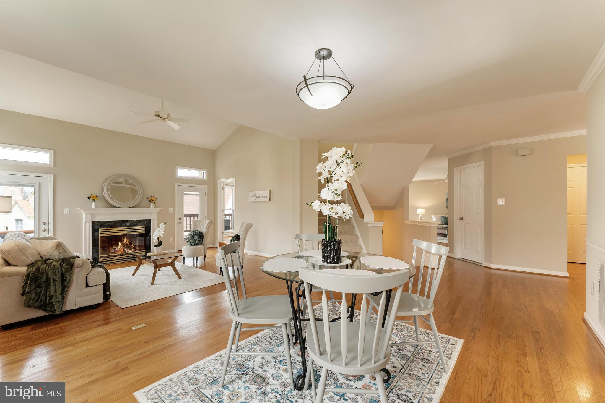 7506 SILVER MAPLE LANE