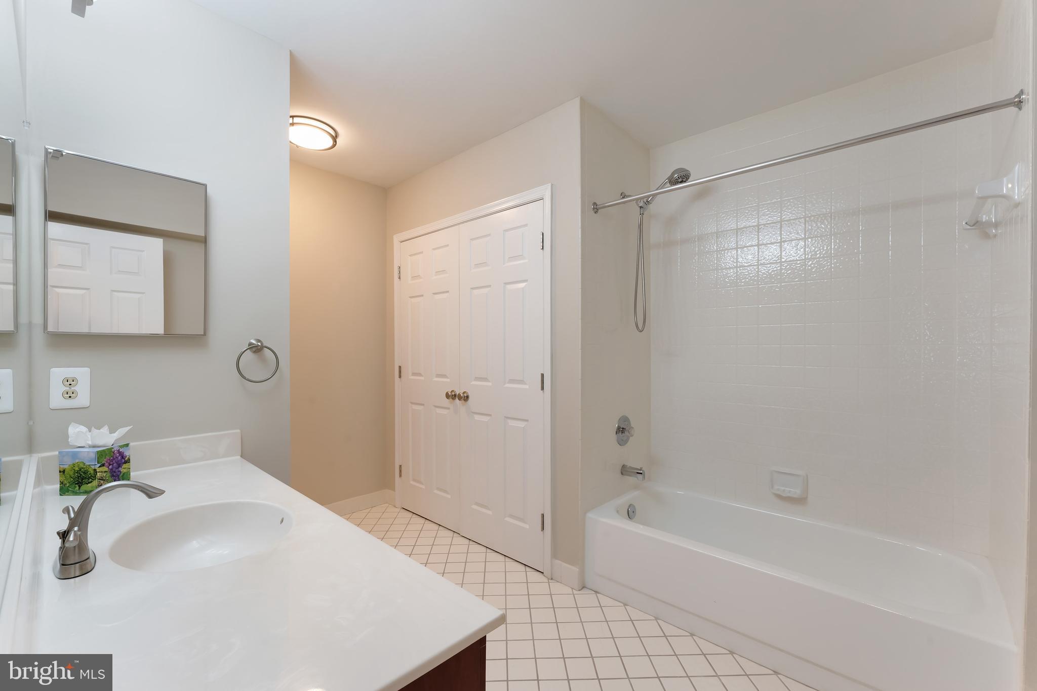 7506 SILVER MAPLE LANE