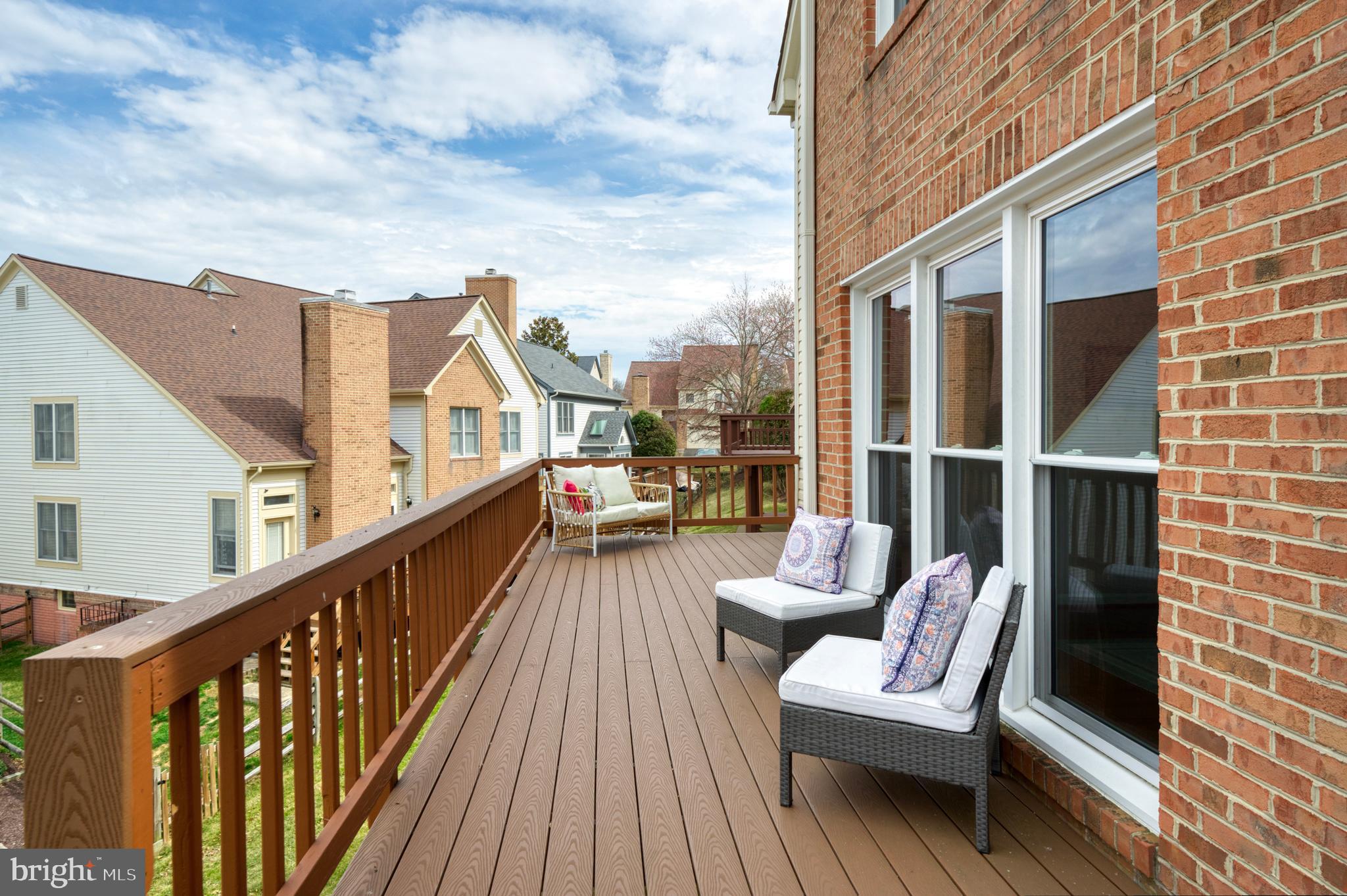 7506 SILVER MAPLE LANE