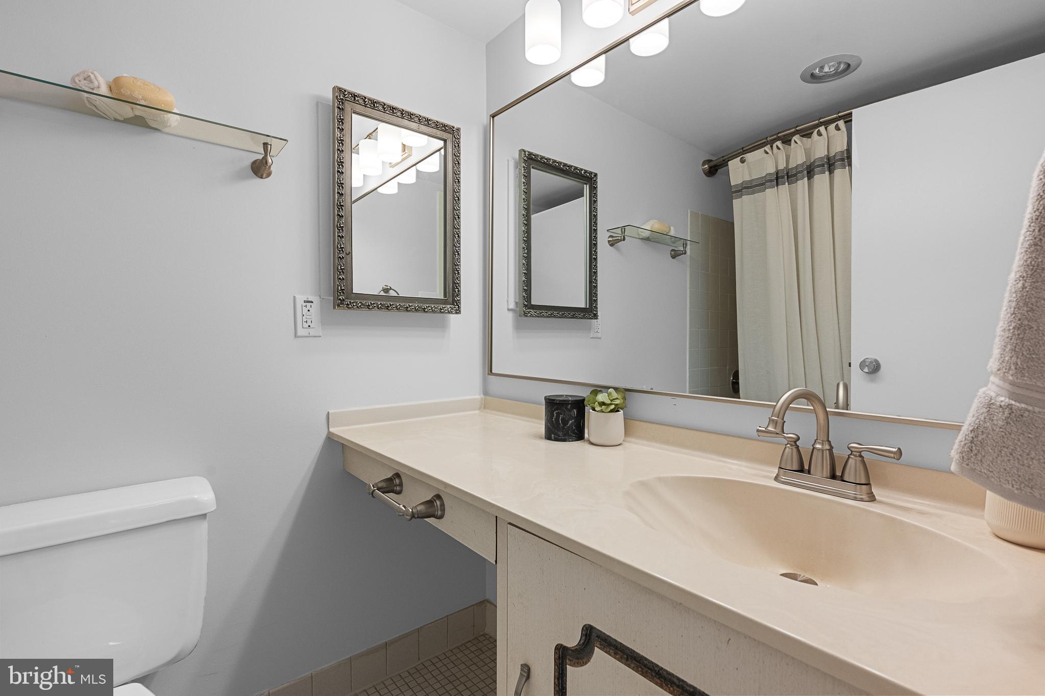 2300 PIMMIT DRIVE 112