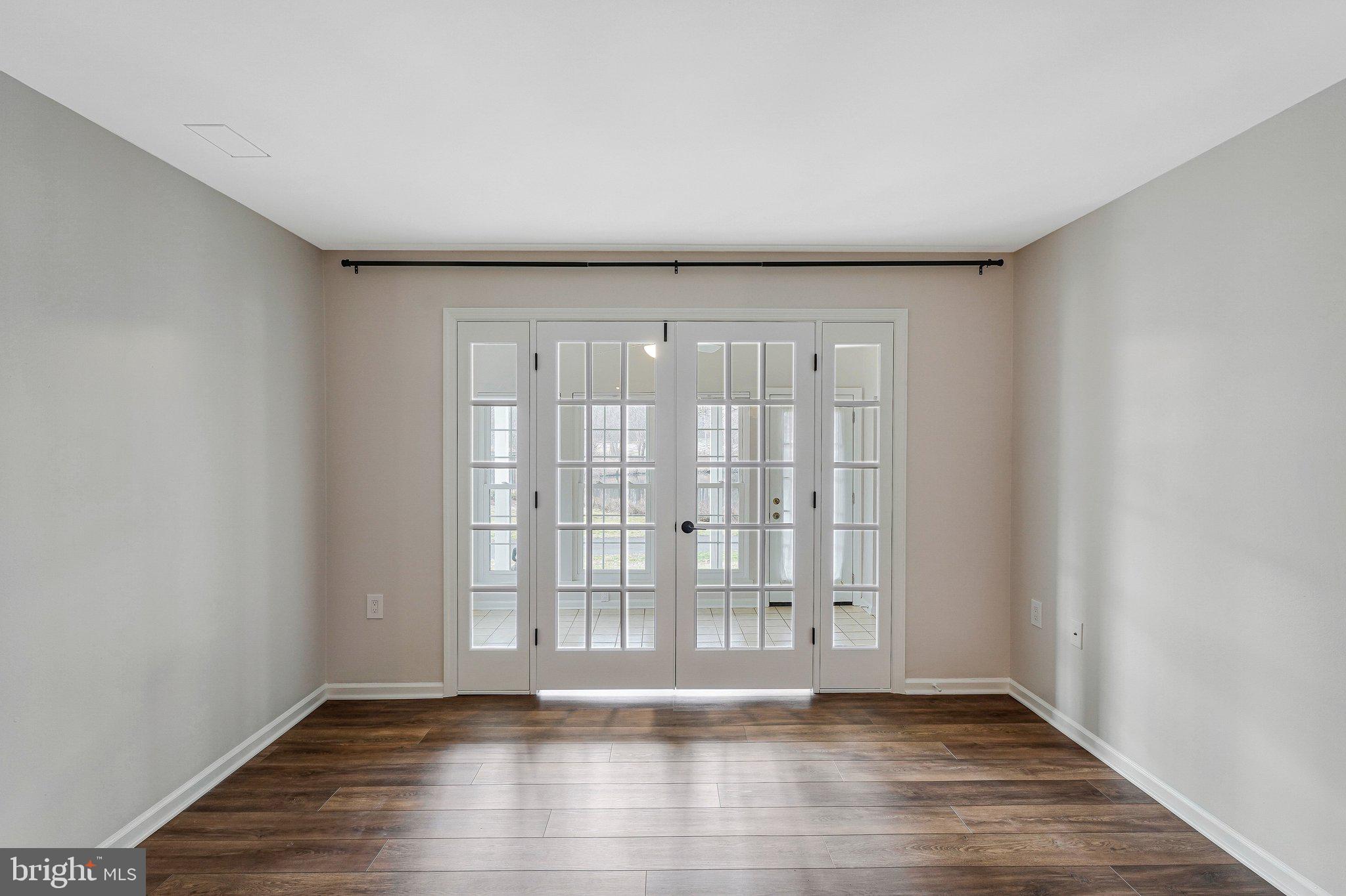 2942 YARLING COURT 2942