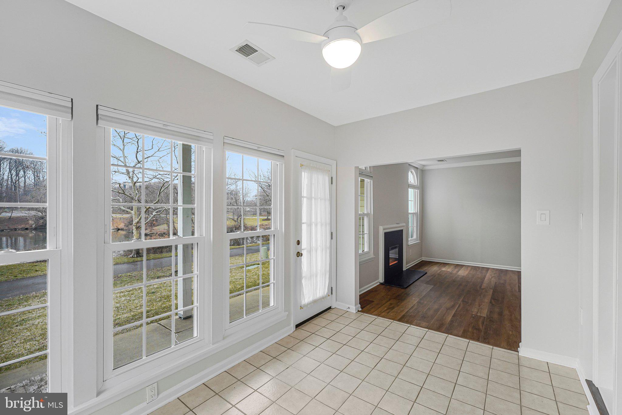 2942 YARLING COURT 2942