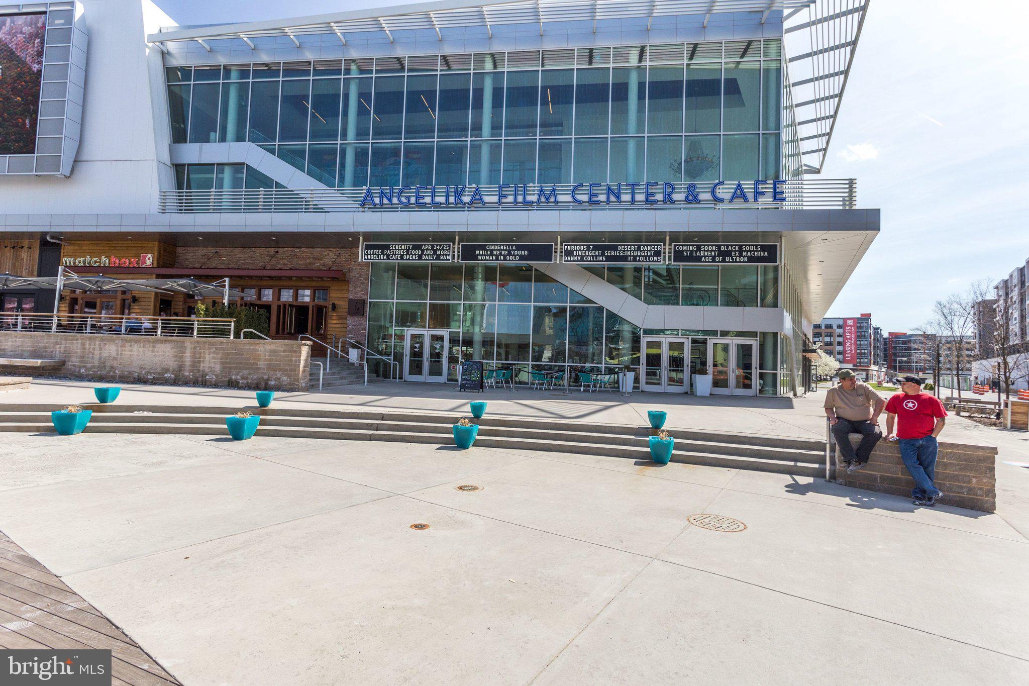 2942 YARLING COURT 2942