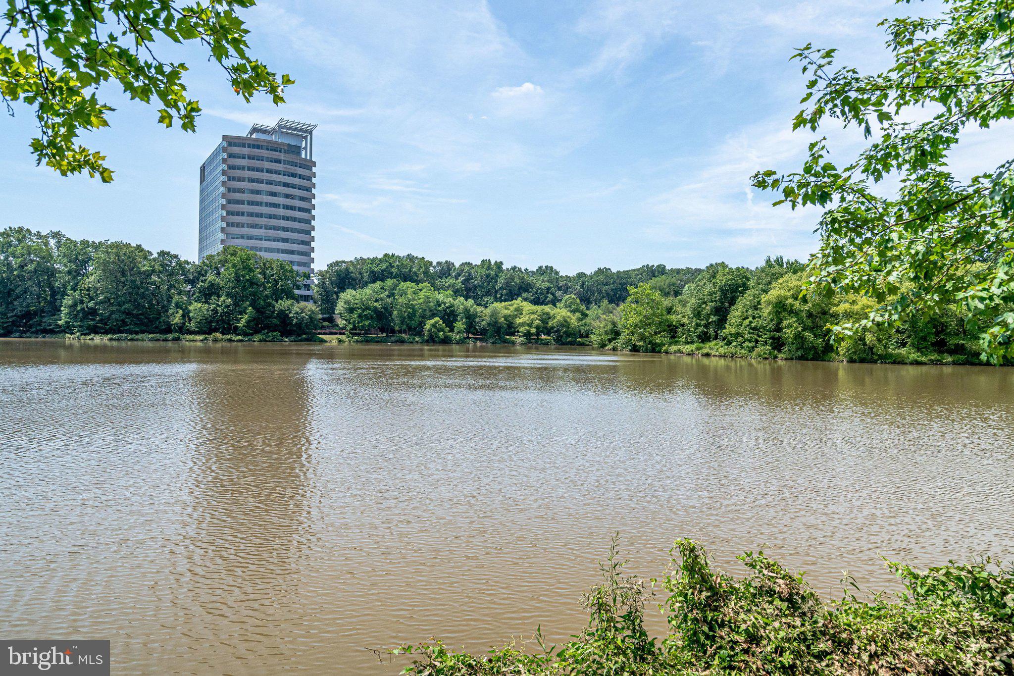 2942 YARLING COURT 2942