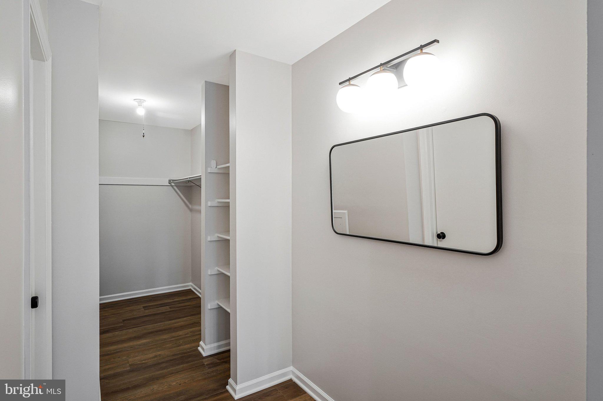 2942 YARLING COURT 2942