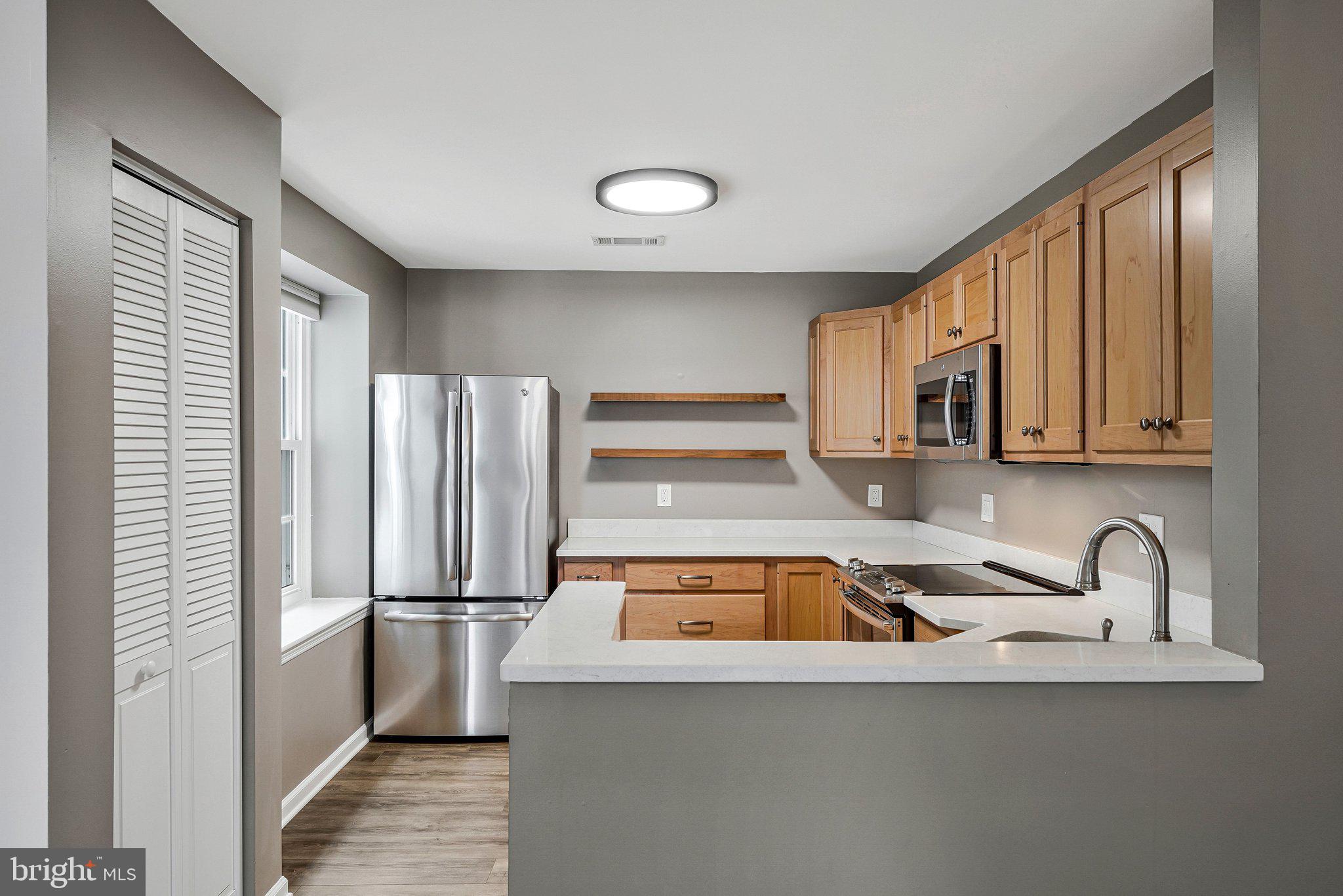 2942 YARLING COURT 2942