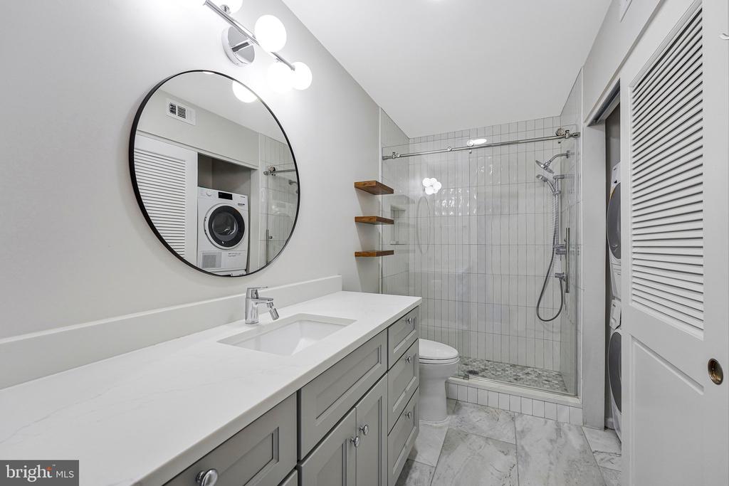 2942 YARLING COURT 2942