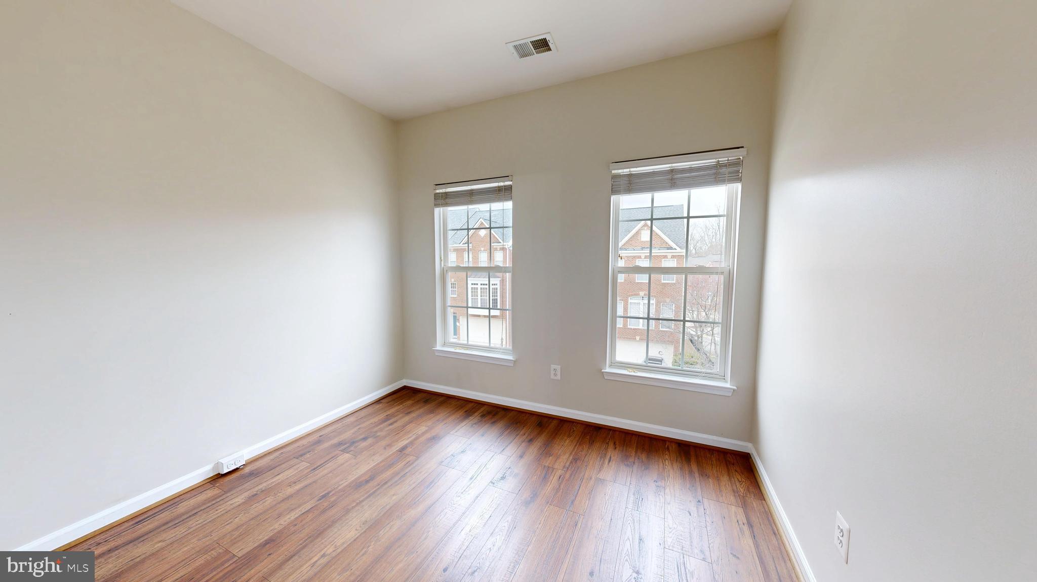 8365 DERWENT VALLEY COURT