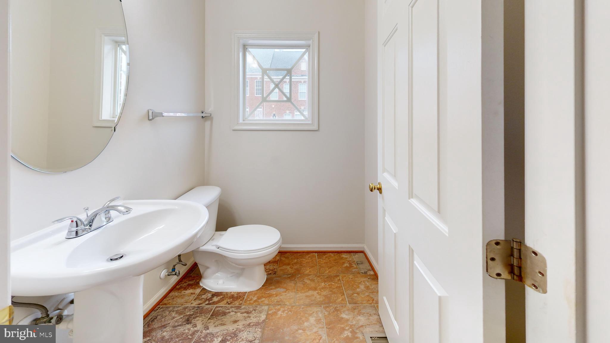 8365 DERWENT VALLEY COURT