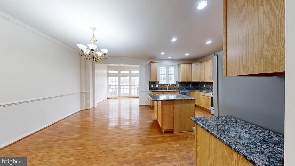 8365 DERWENT VALLEY COURT