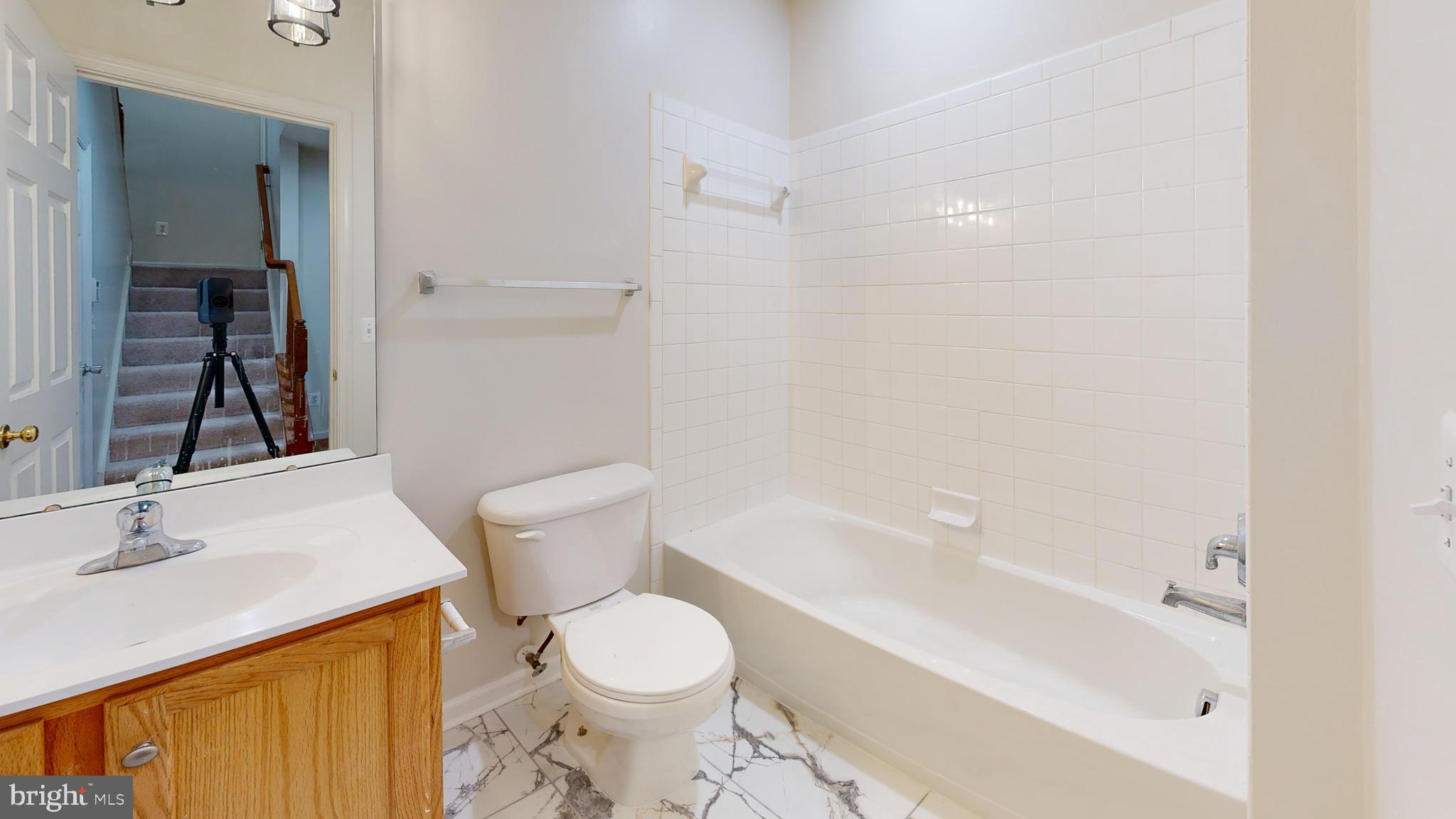 8365 DERWENT VALLEY COURT