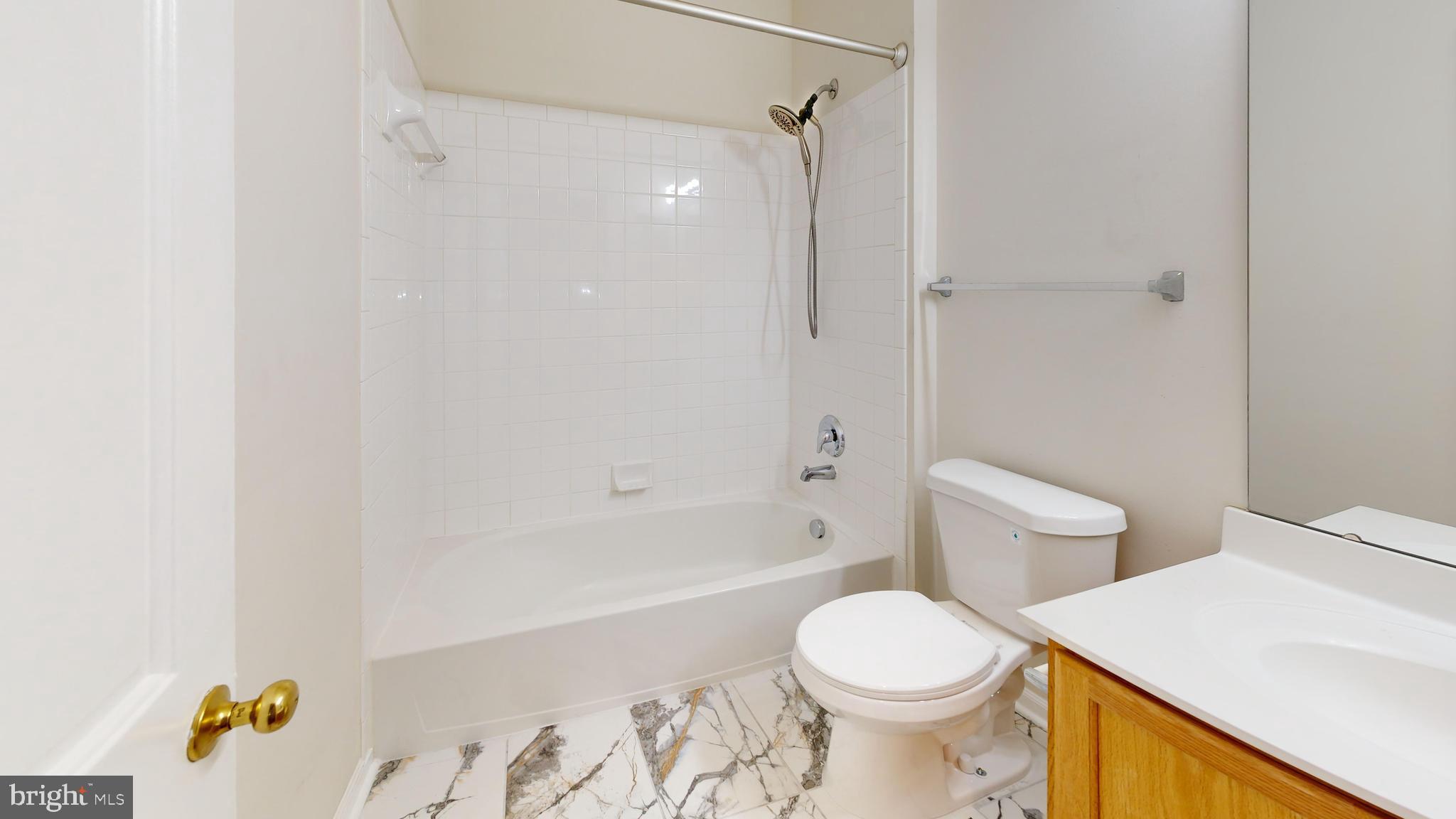 8365 DERWENT VALLEY COURT