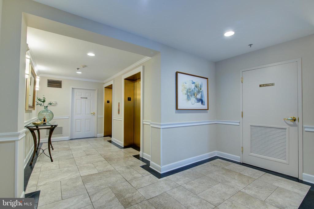 1855 STRATFORD PARK PLACE 310