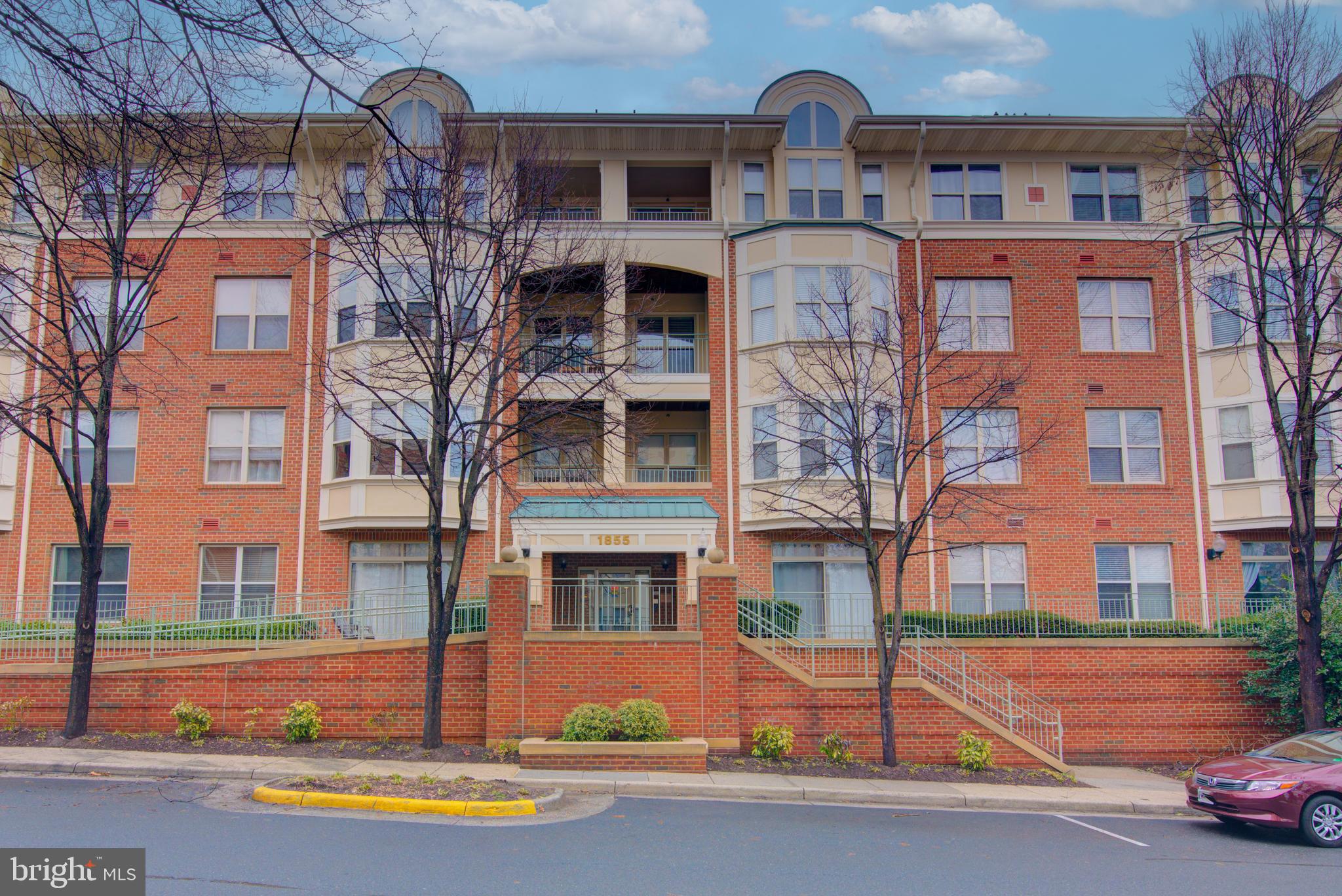 1855 STRATFORD PARK PLACE 310