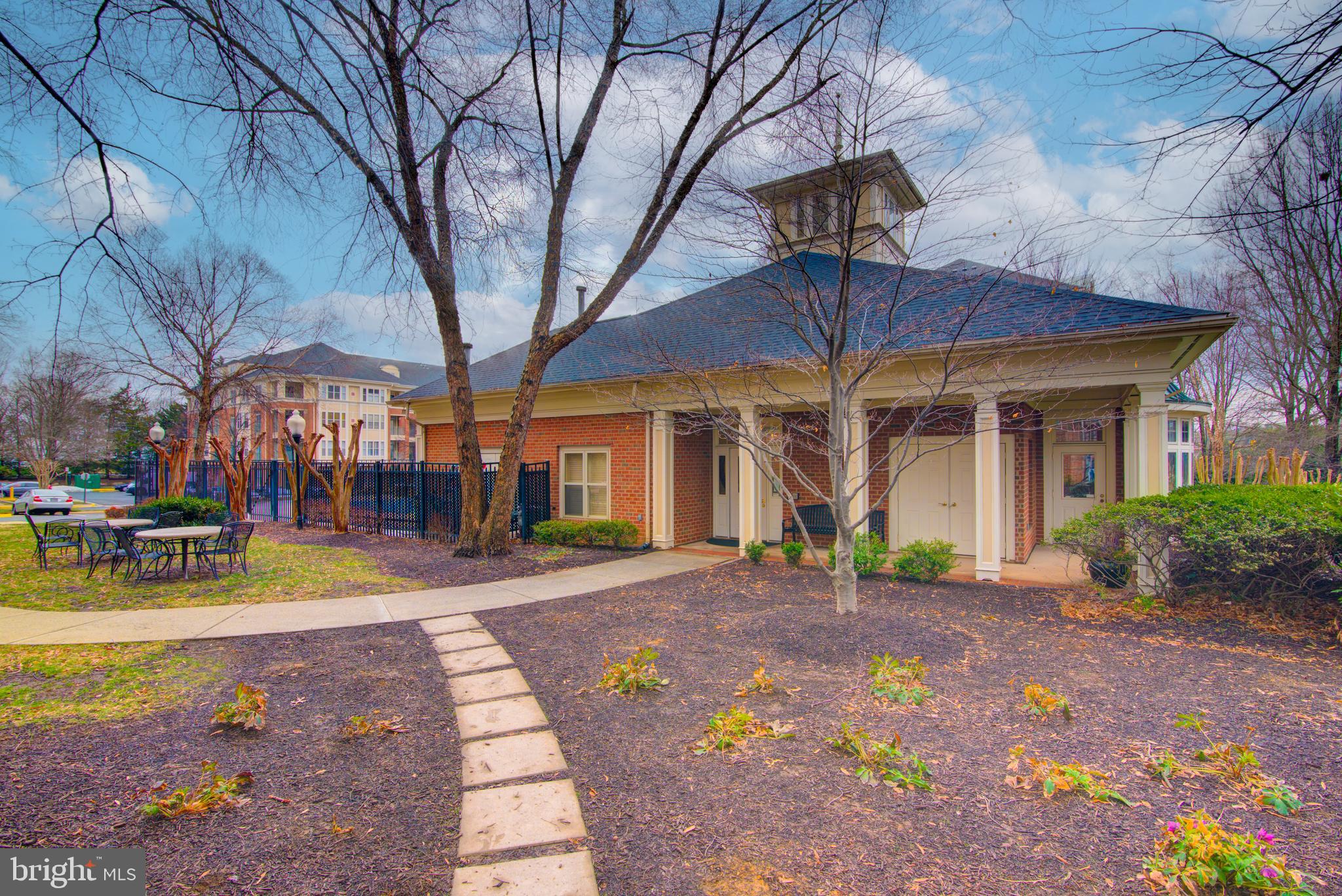 1855 STRATFORD PARK PLACE 310