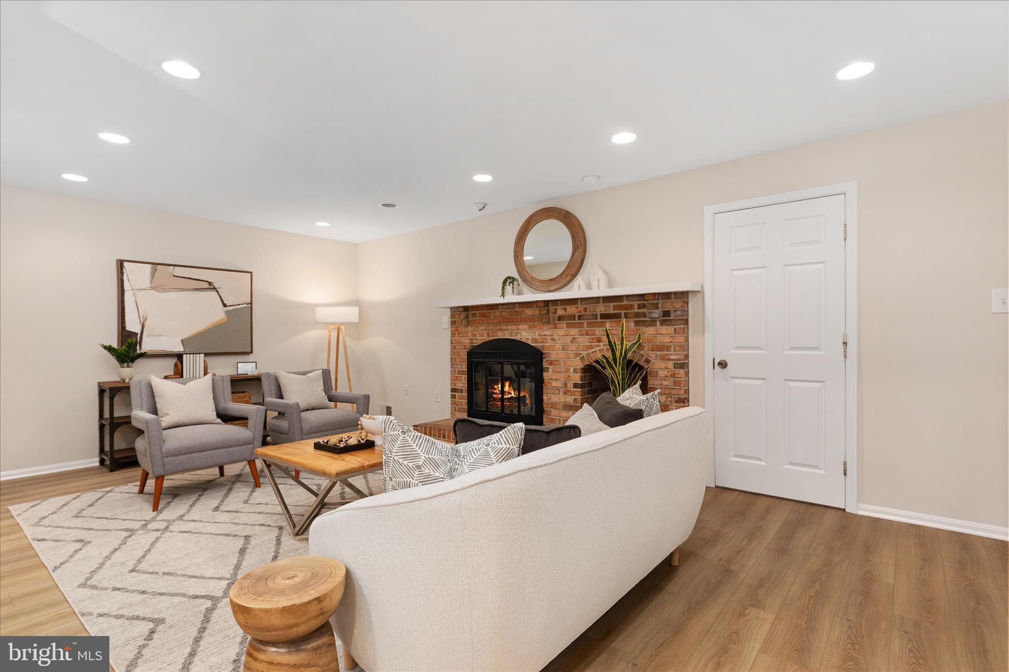 9910 CHASE HILL COURT