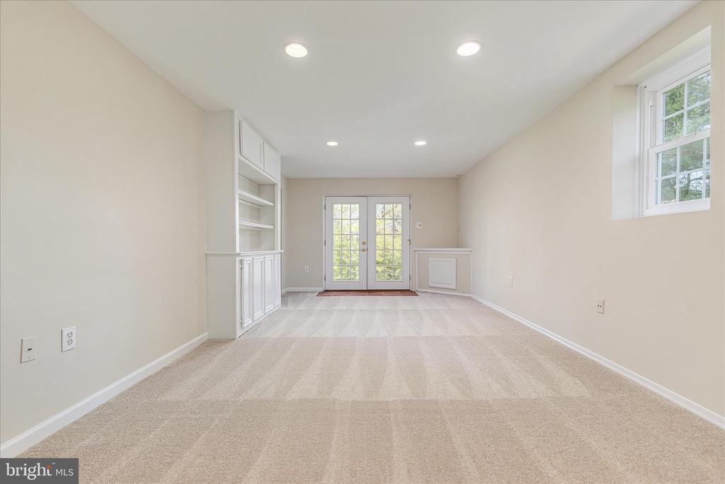9910 CHASE HILL COURT