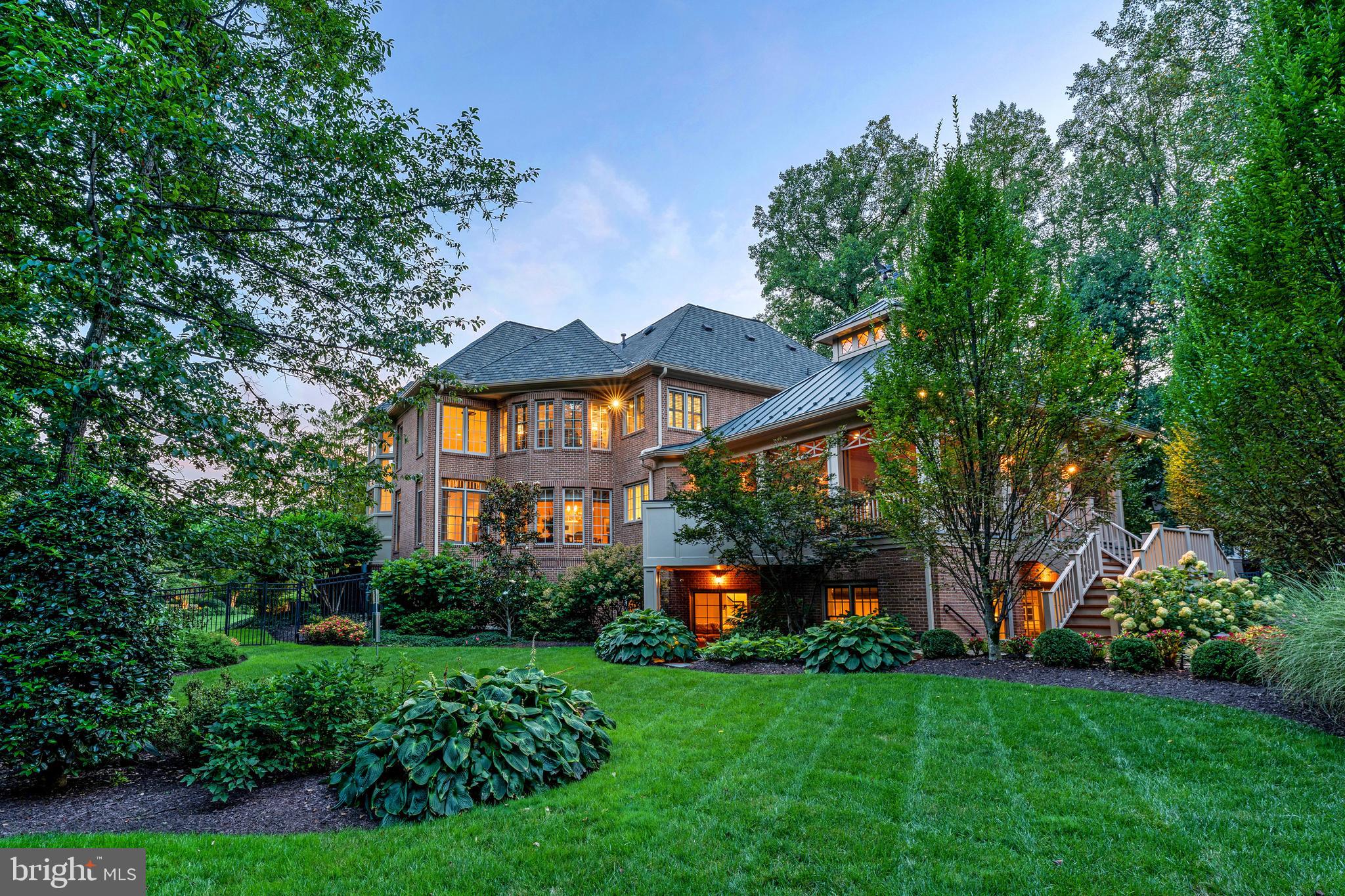 10914 SHALLOW CREEK DRIVE