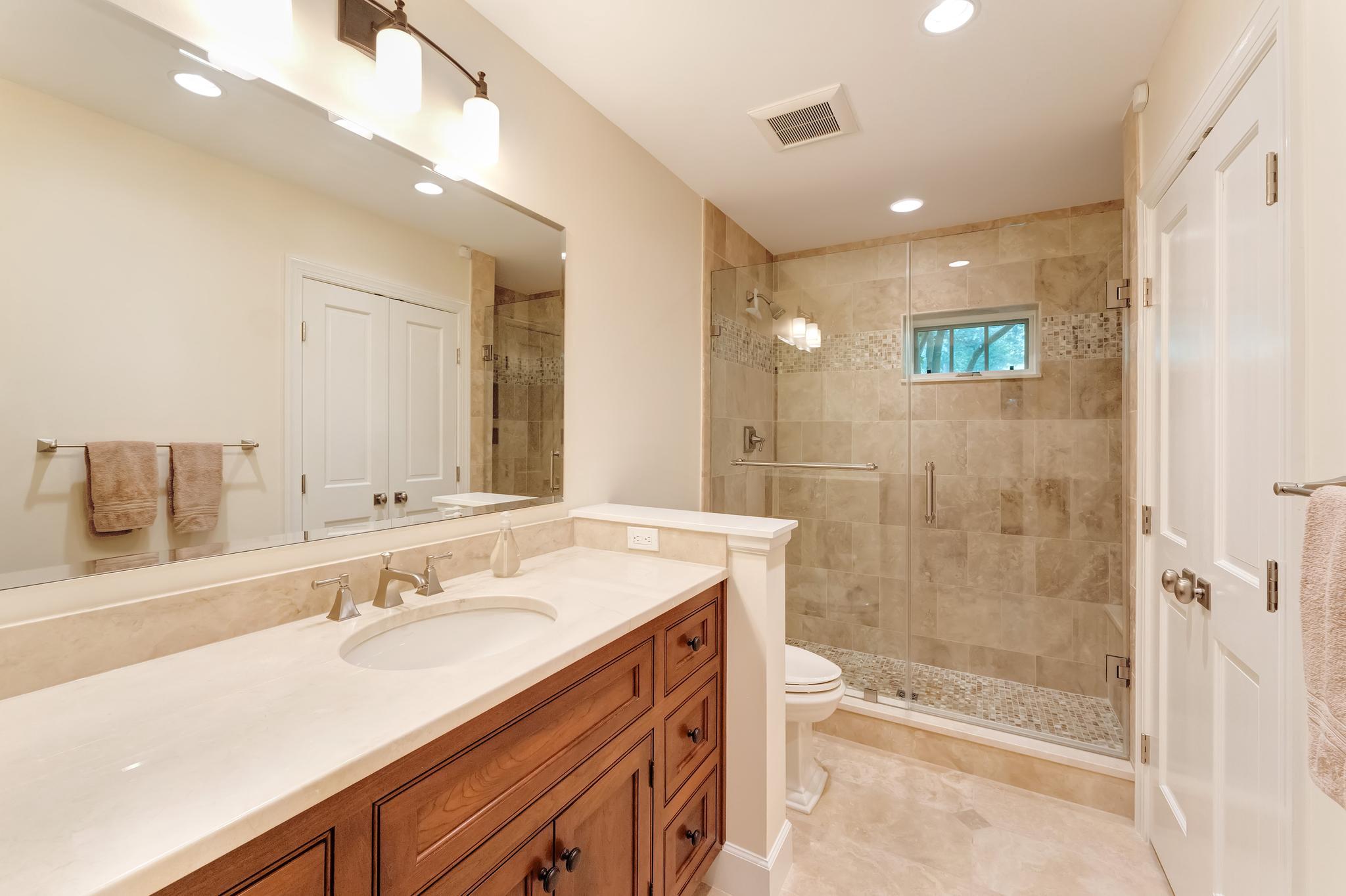 10914 SHALLOW CREEK DRIVE