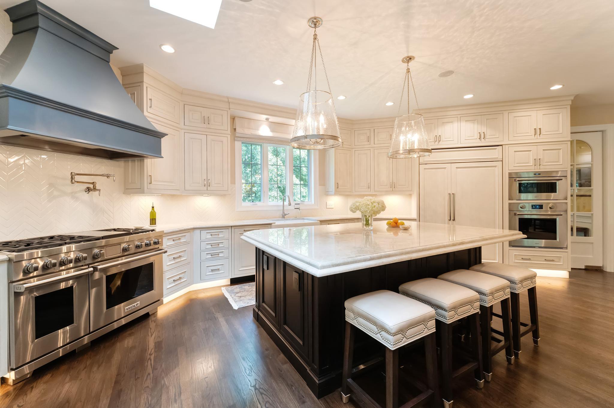 10914 SHALLOW CREEK DRIVE