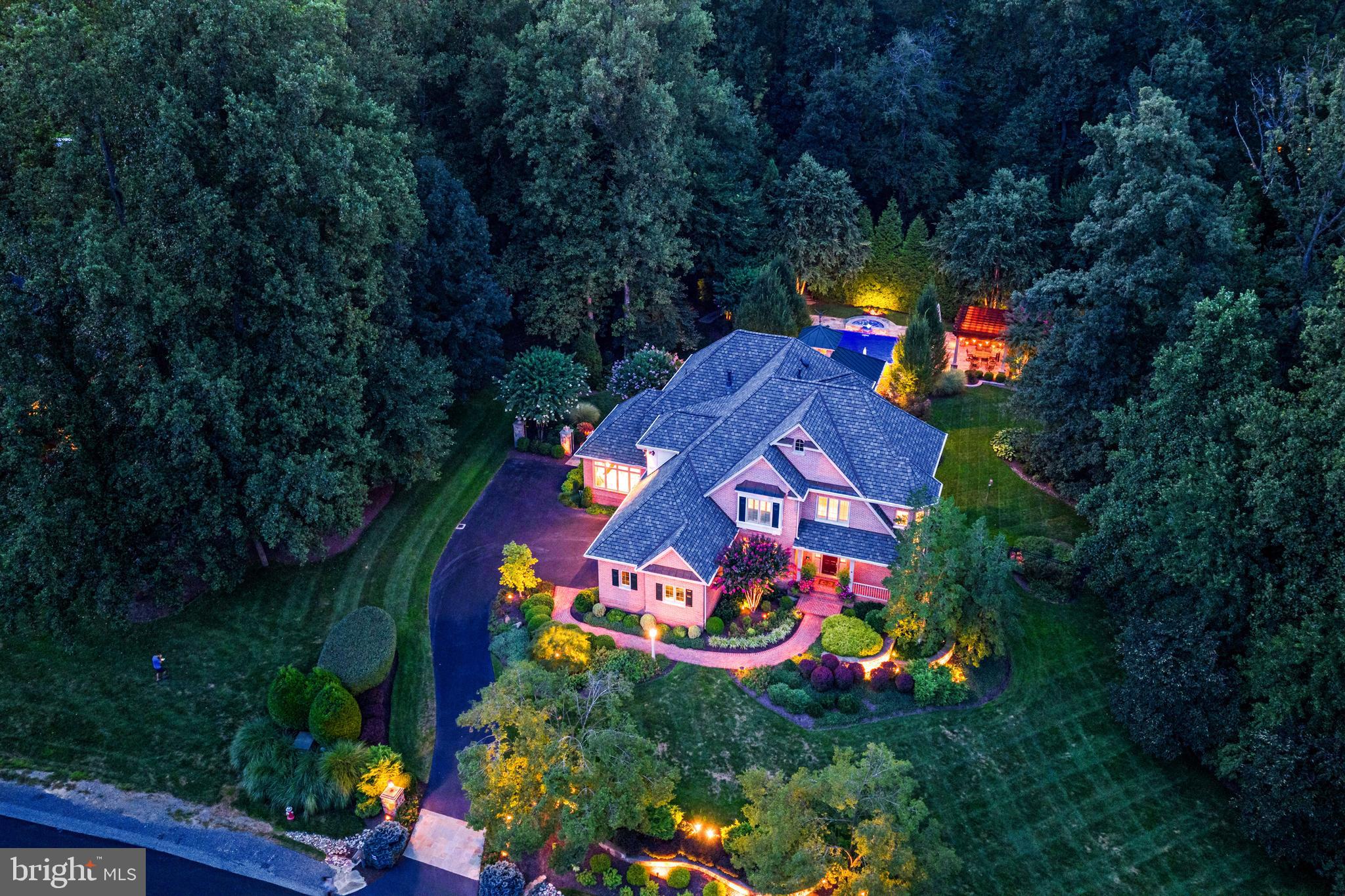 10914 SHALLOW CREEK DRIVE