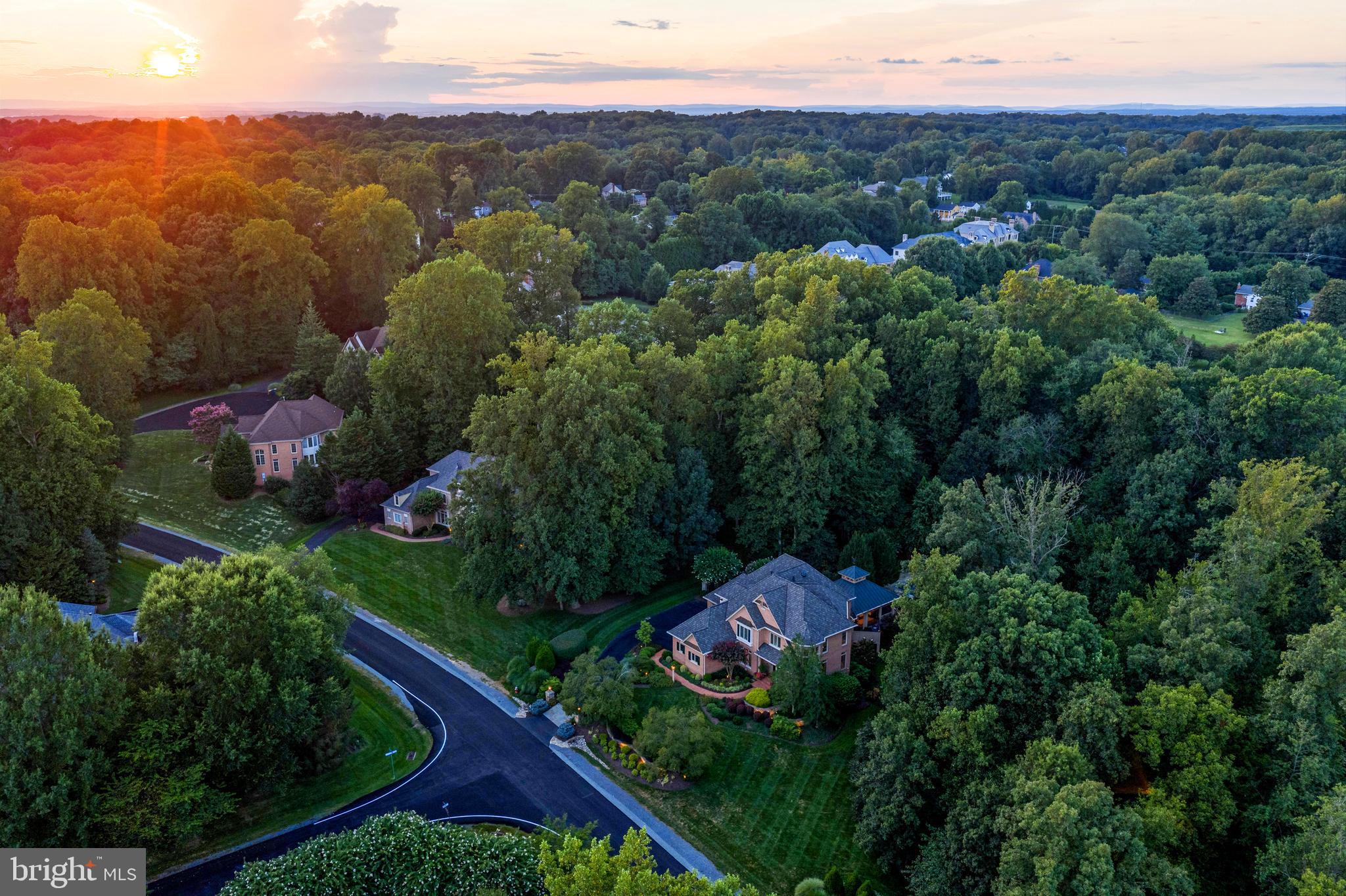 10914 SHALLOW CREEK DRIVE