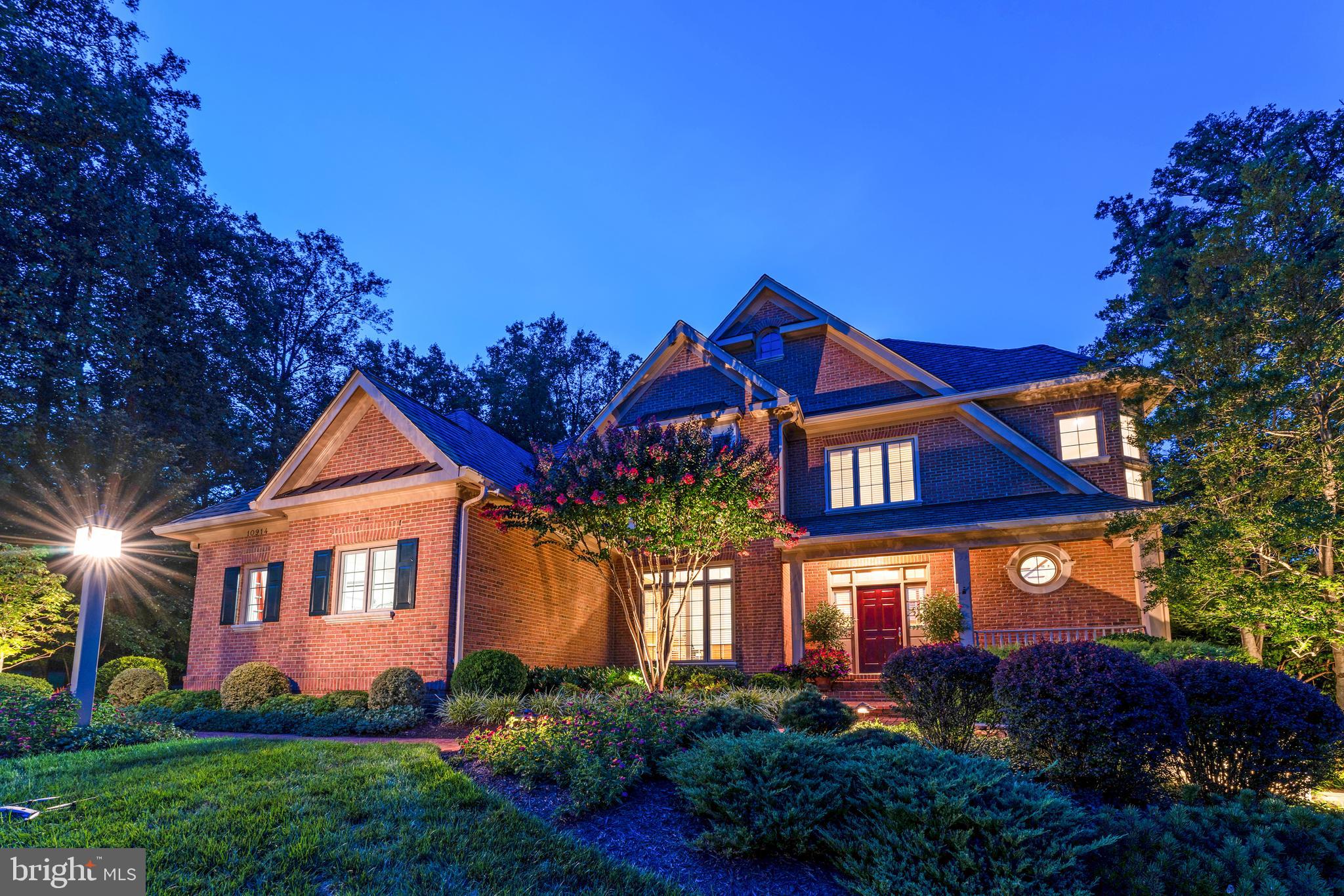 10914 SHALLOW CREEK DRIVE