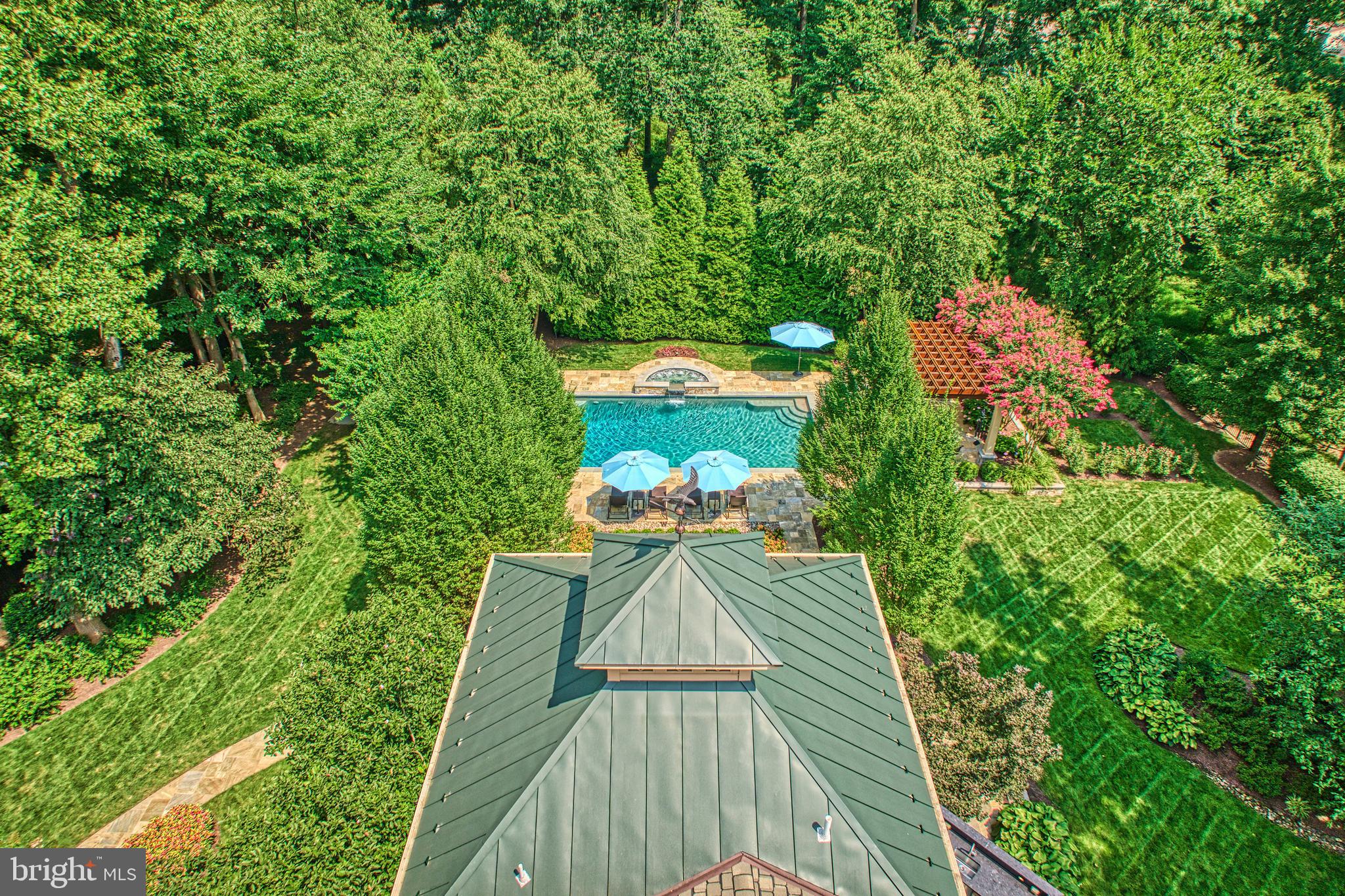 10914 SHALLOW CREEK DRIVE