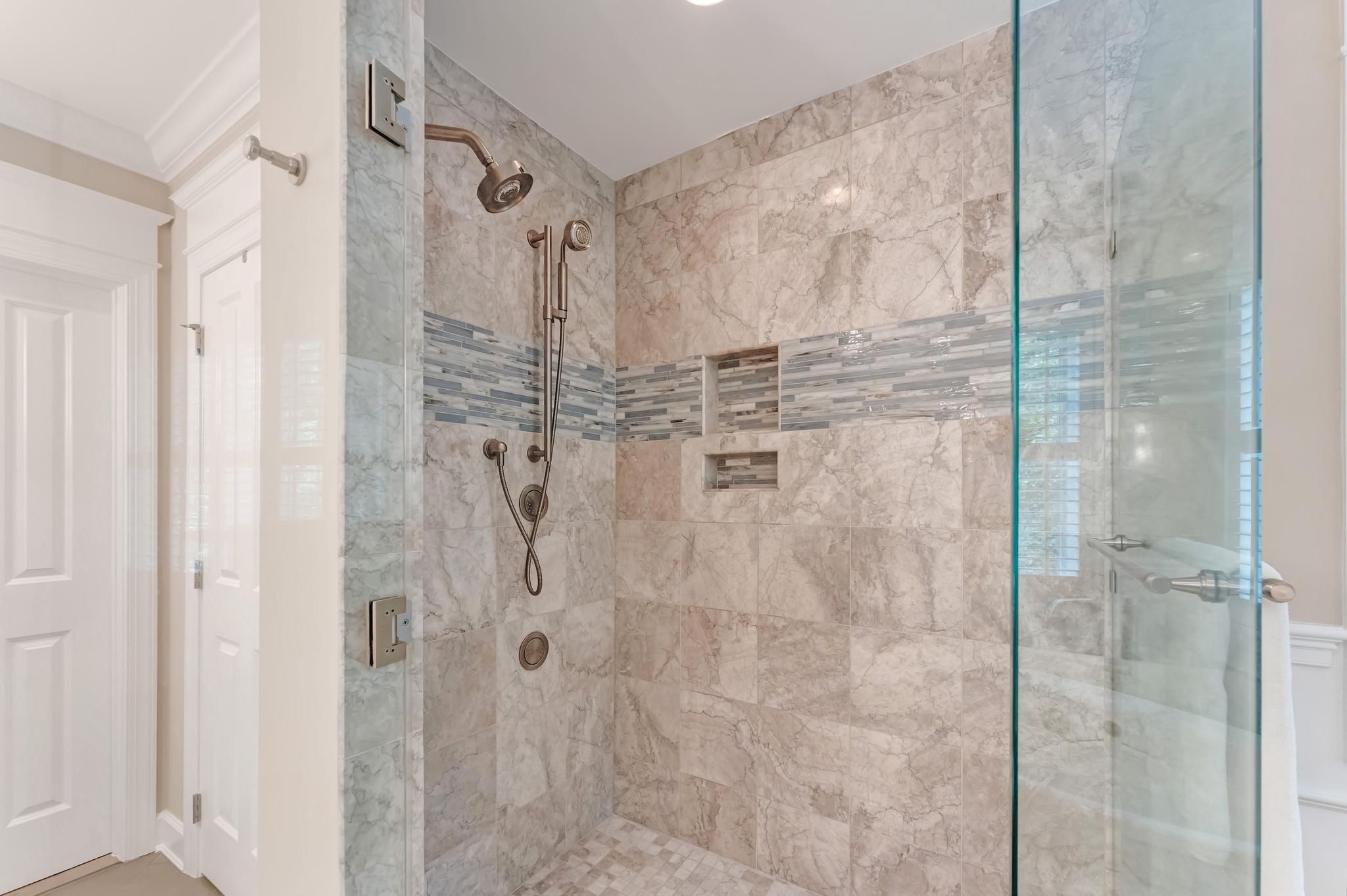 10914 SHALLOW CREEK DRIVE