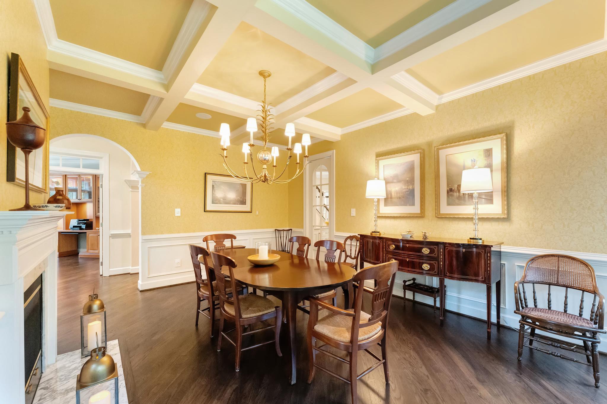 10914 SHALLOW CREEK DRIVE