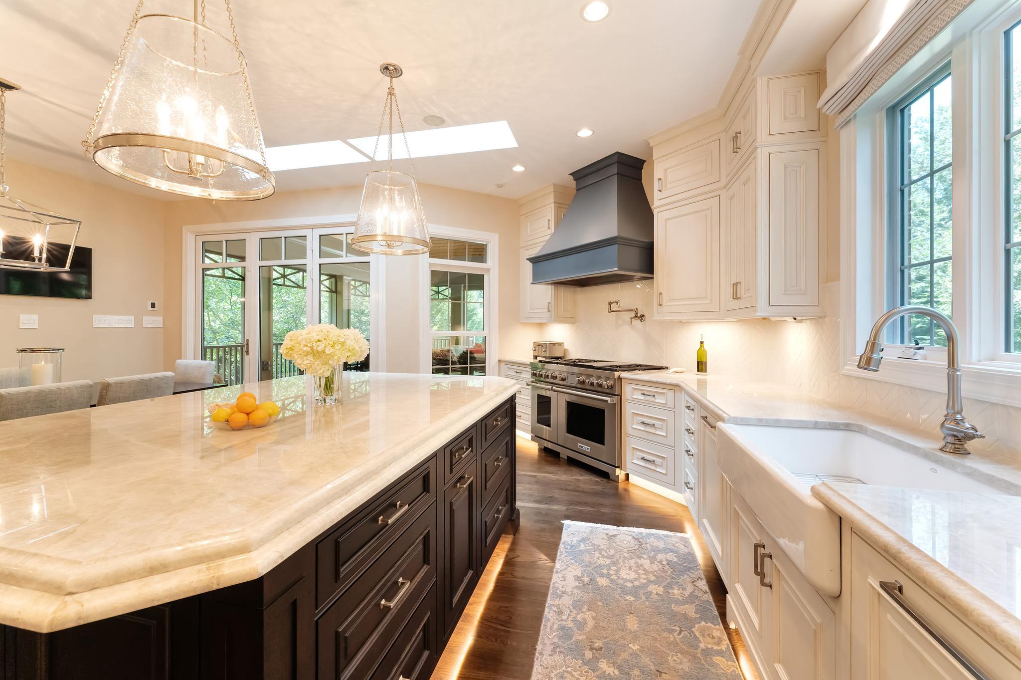 10914 SHALLOW CREEK DRIVE