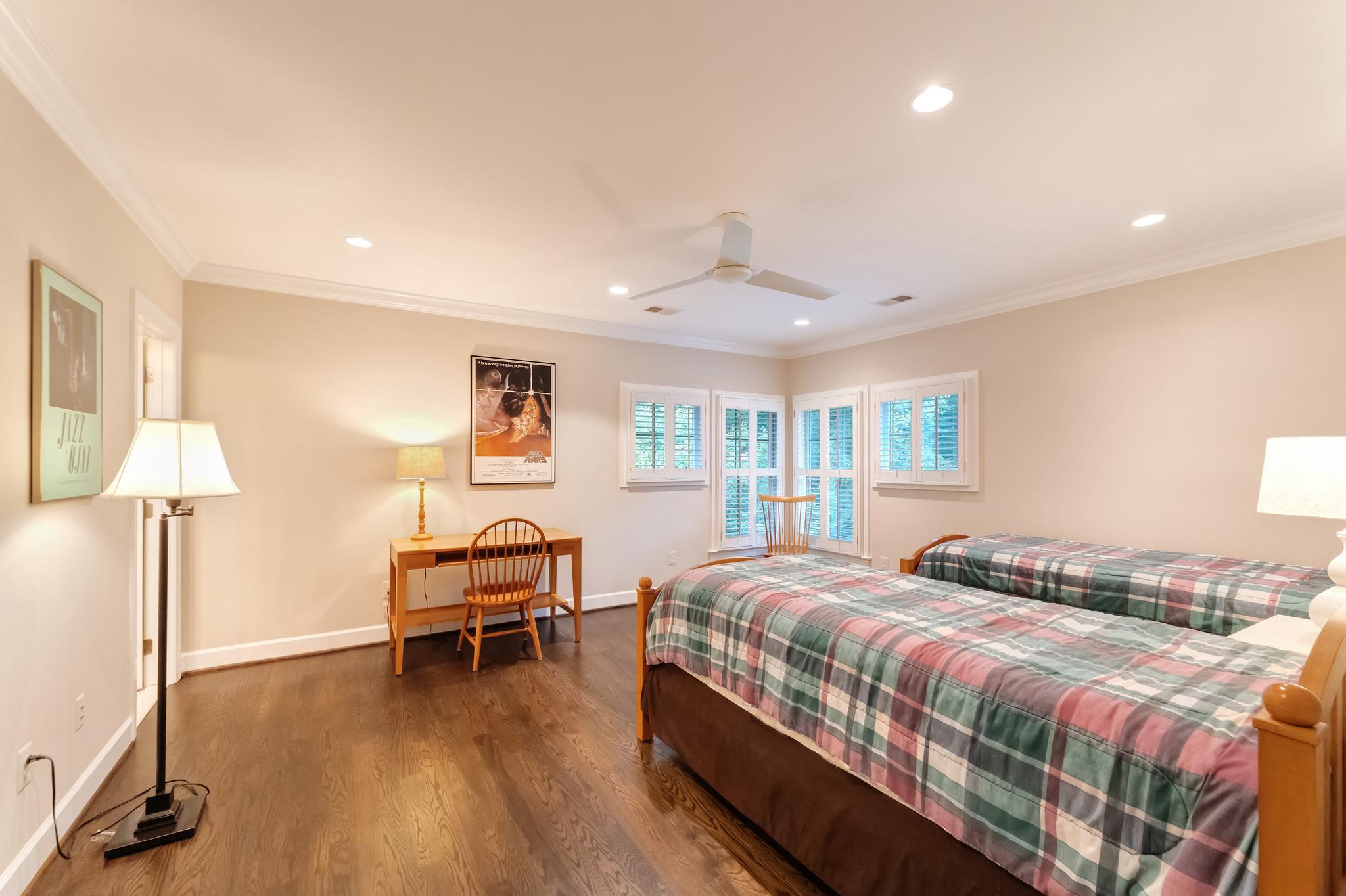 10914 SHALLOW CREEK DRIVE