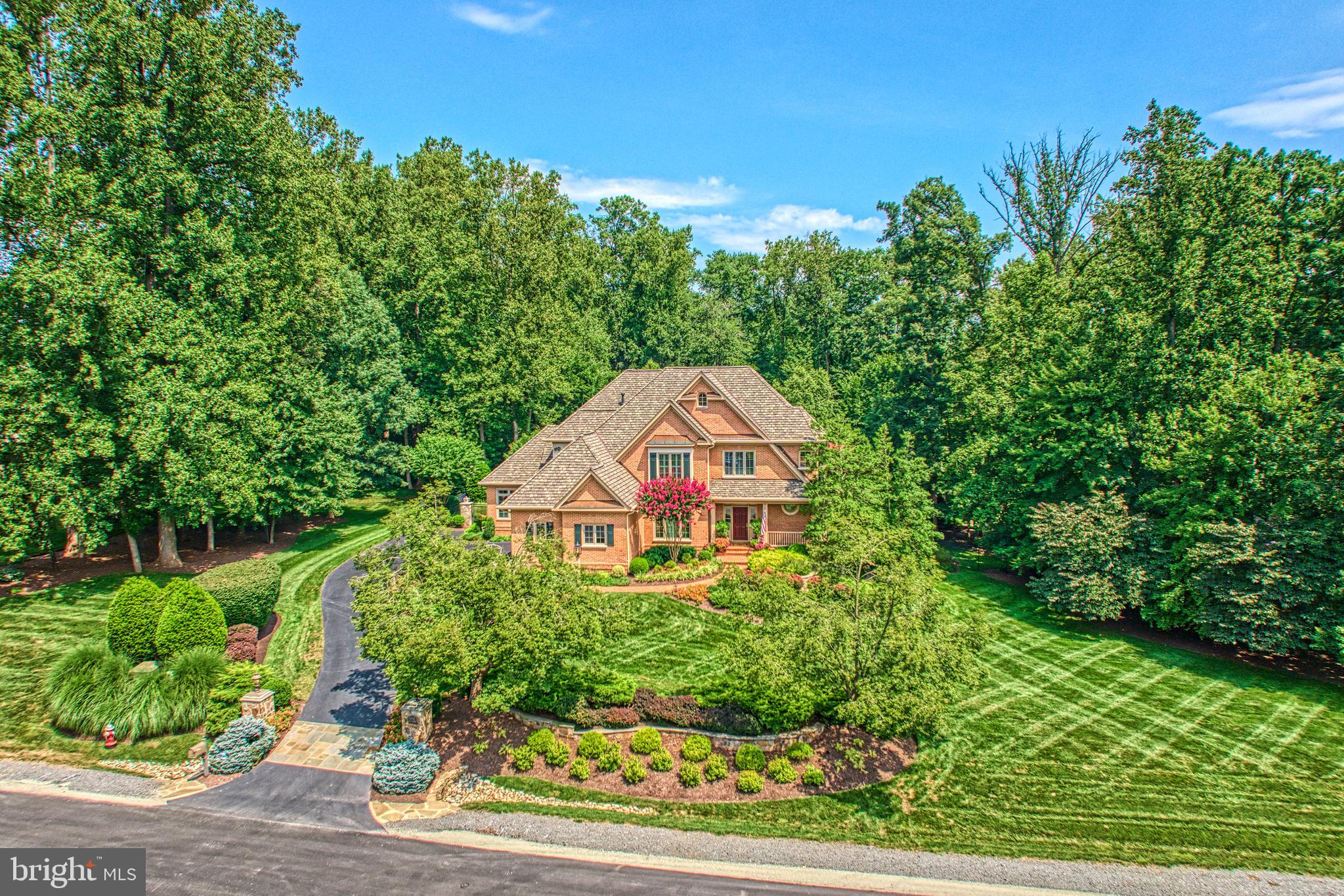 10914 SHALLOW CREEK DRIVE