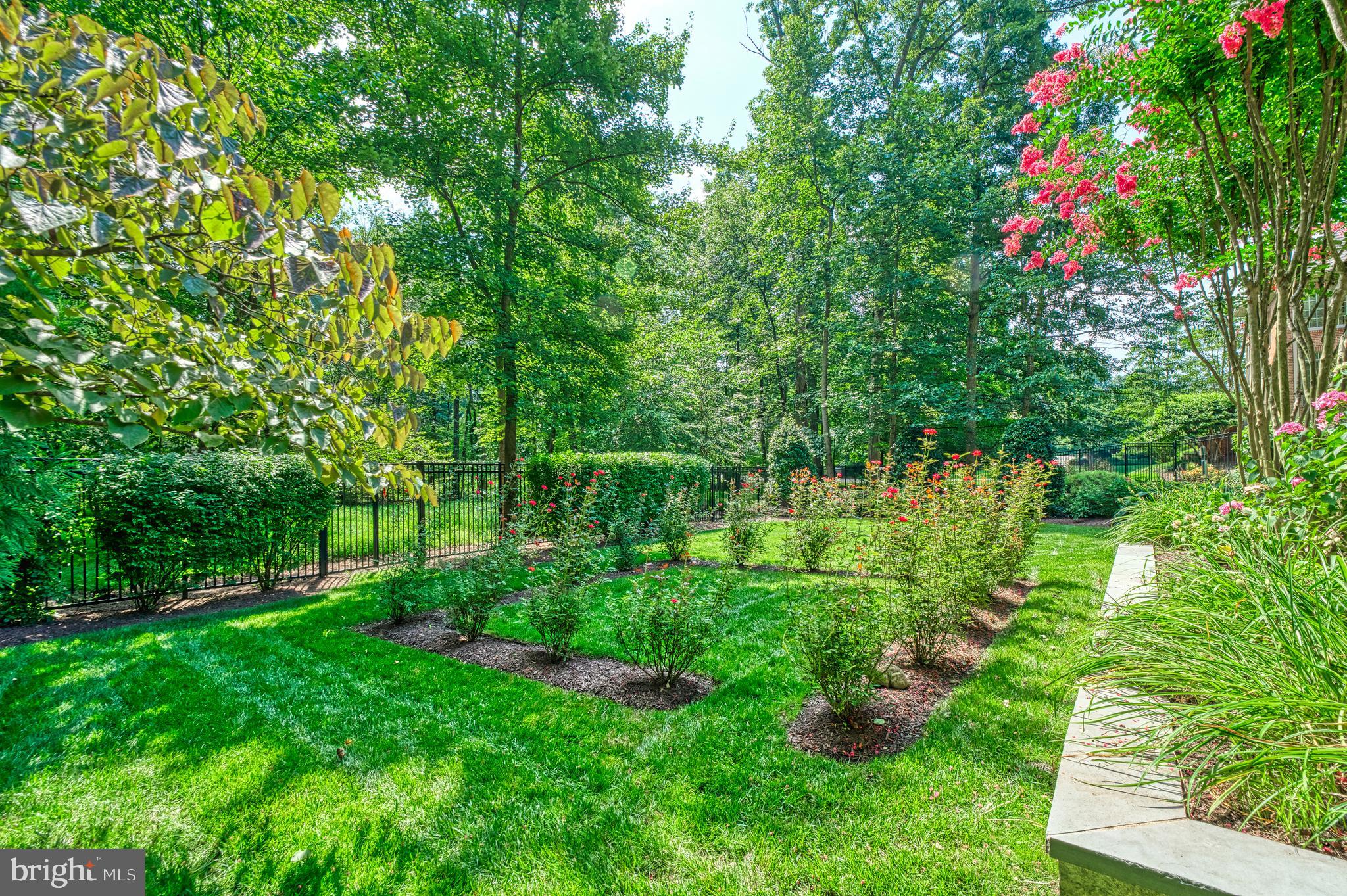 10914 SHALLOW CREEK DRIVE