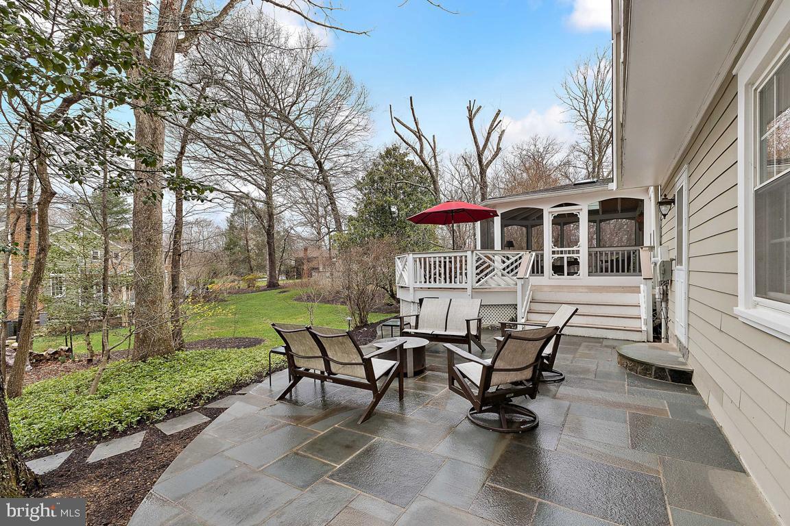 2698 LINDA MARIE DRIVE