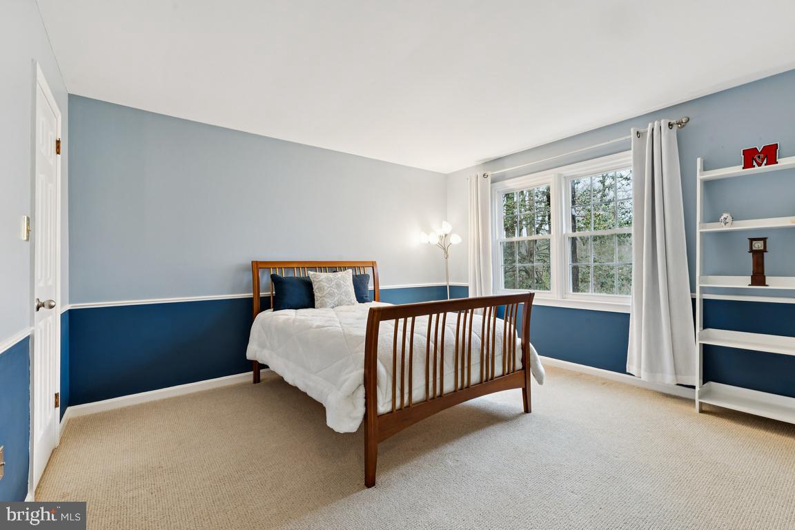 2698 LINDA MARIE DRIVE