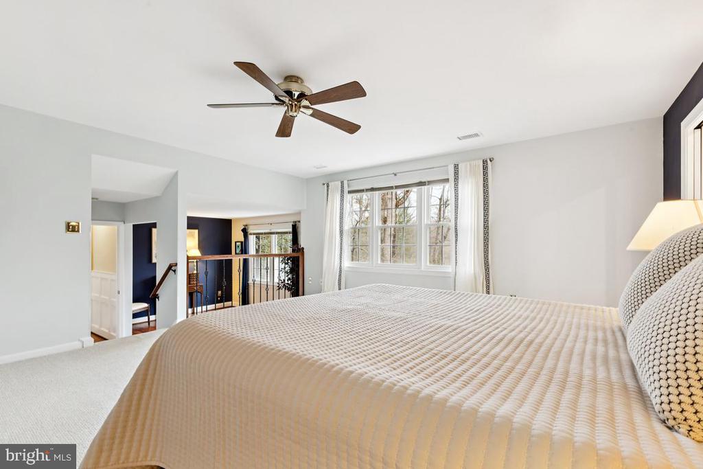 2698 LINDA MARIE DRIVE