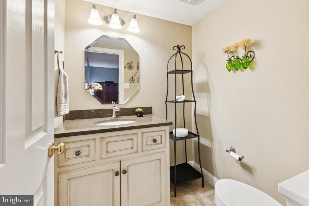 2698 LINDA MARIE DRIVE