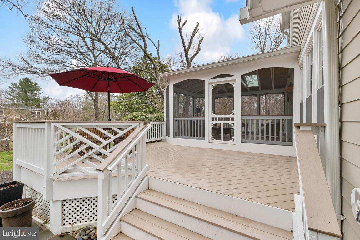 2698 LINDA MARIE DRIVE